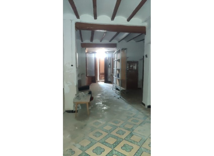 Resale - Casa de pueblo  -
Polop