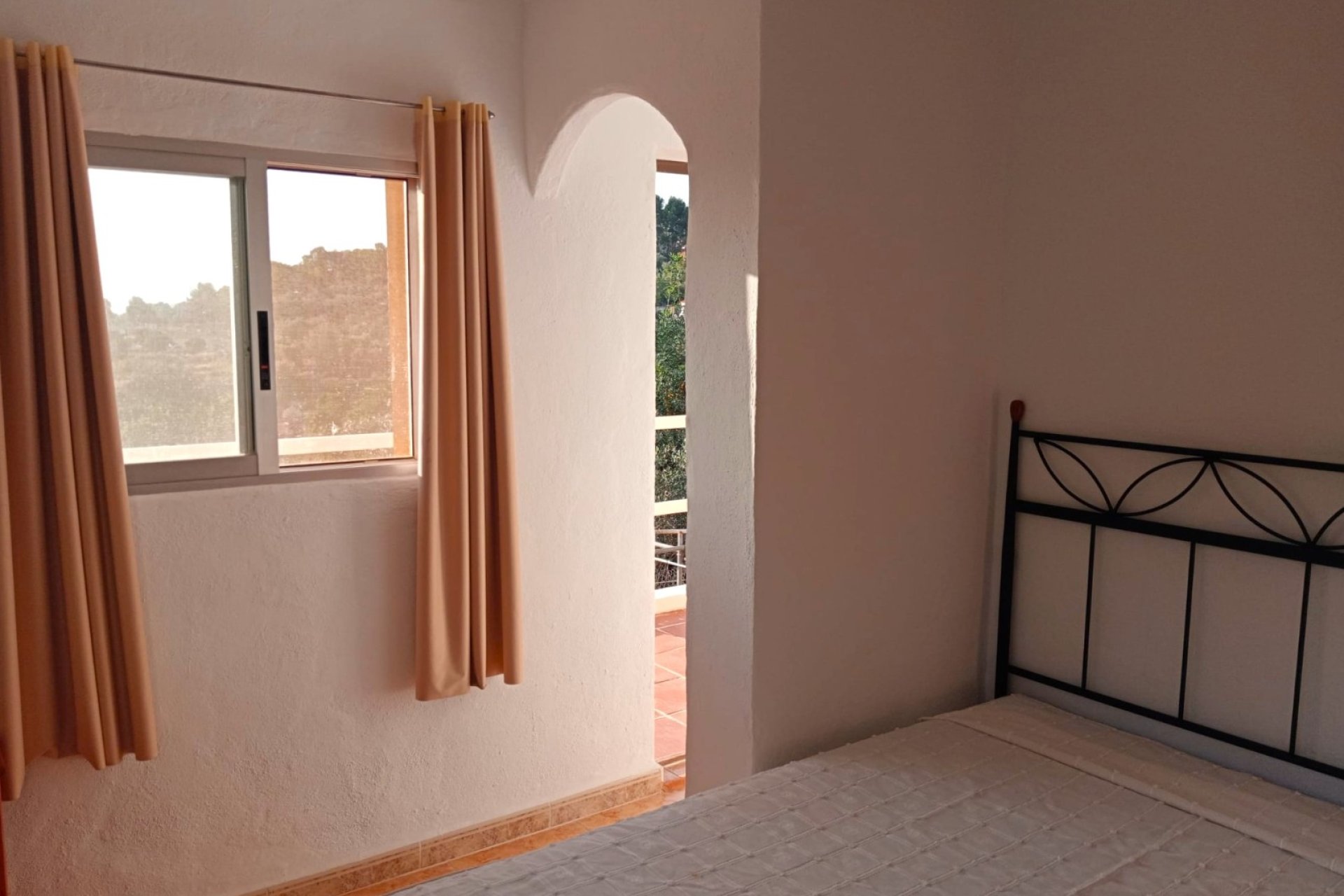 Resale - Casa  -
La Nucía