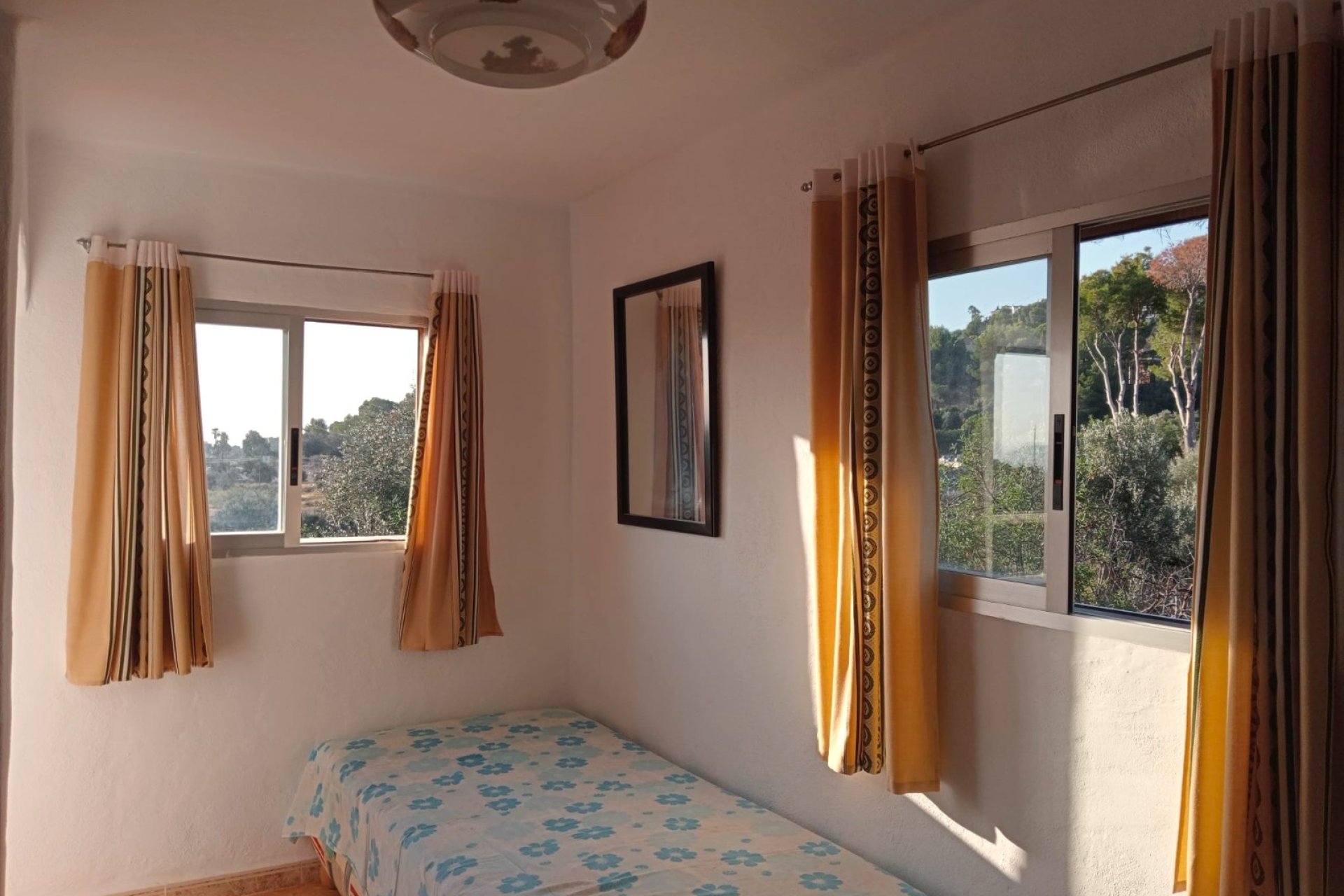 Resale - Casa  -
La Nucía