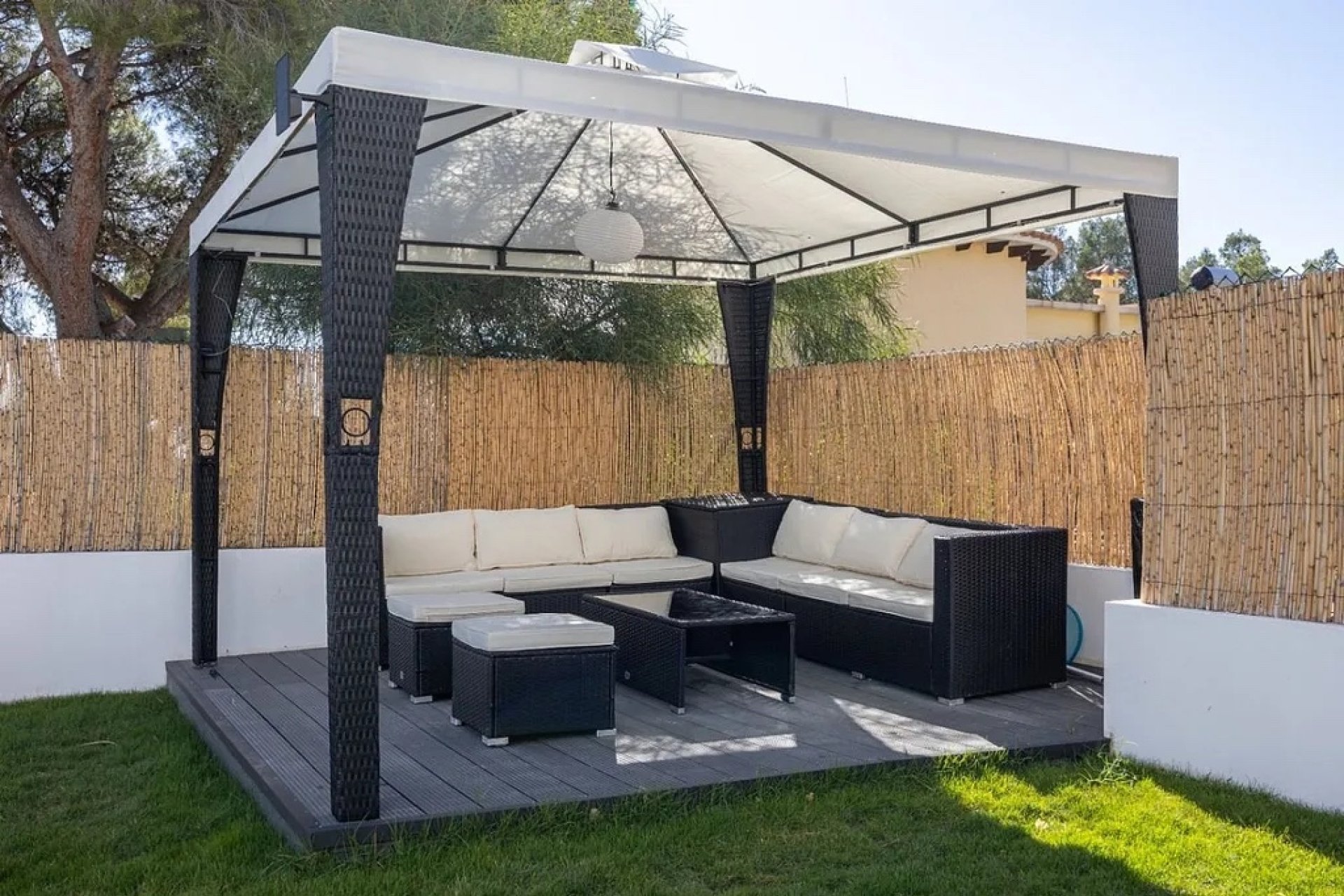 Resale - Chalet -
Altea