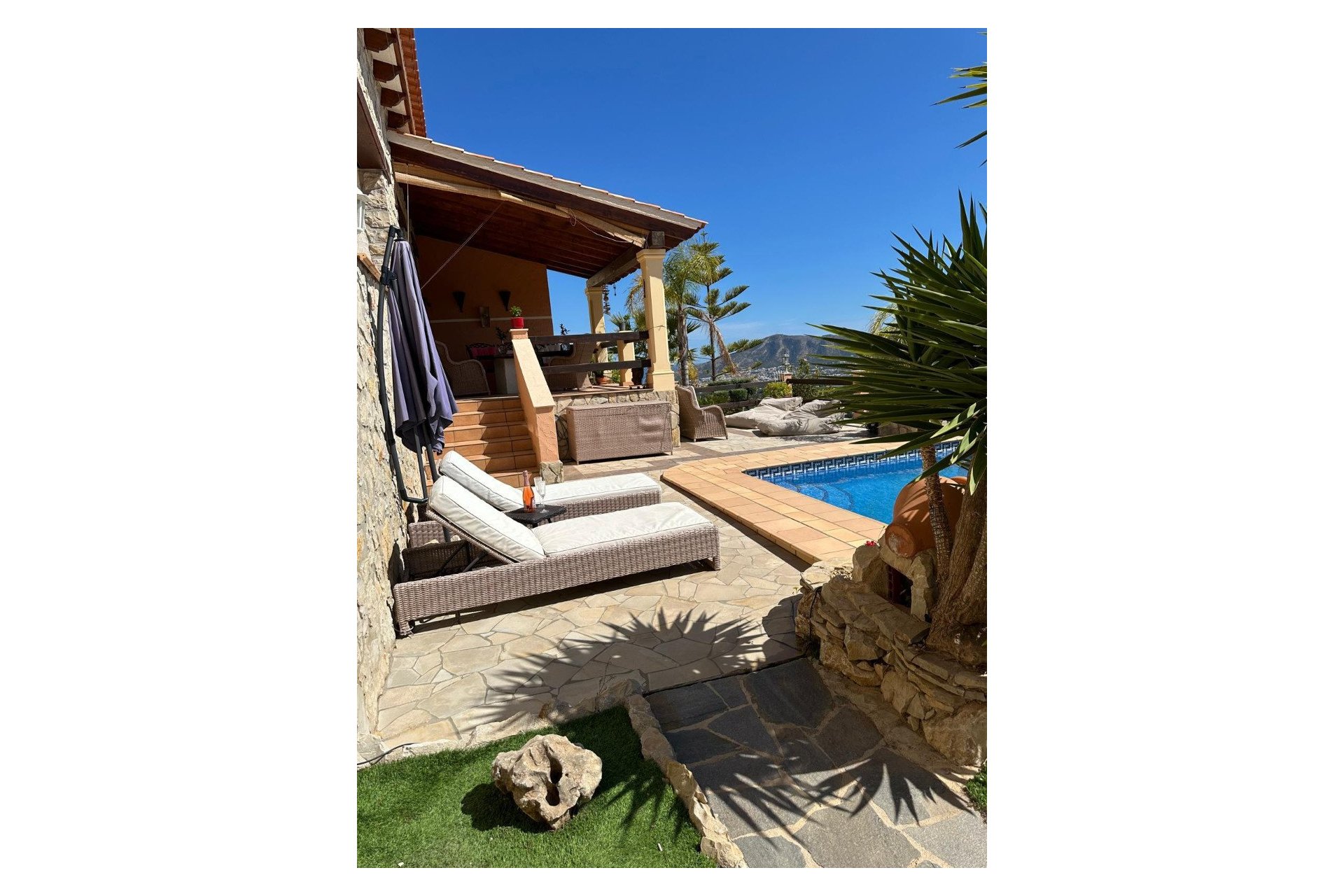 Resale - Chalet independiente -
Alfas del Pí