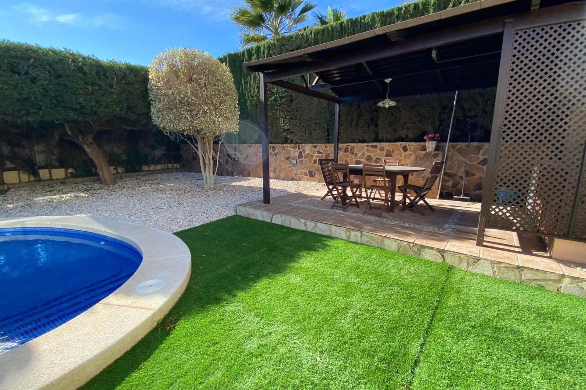 Resale - Chalet independiente -
Benidorm - Levante