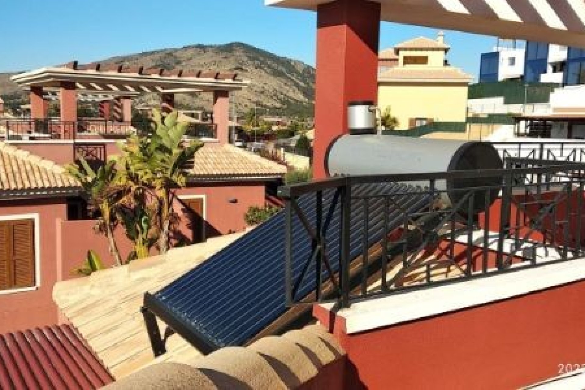 Resale - Chalet independiente -
Finestrat - Finestrat pueblo