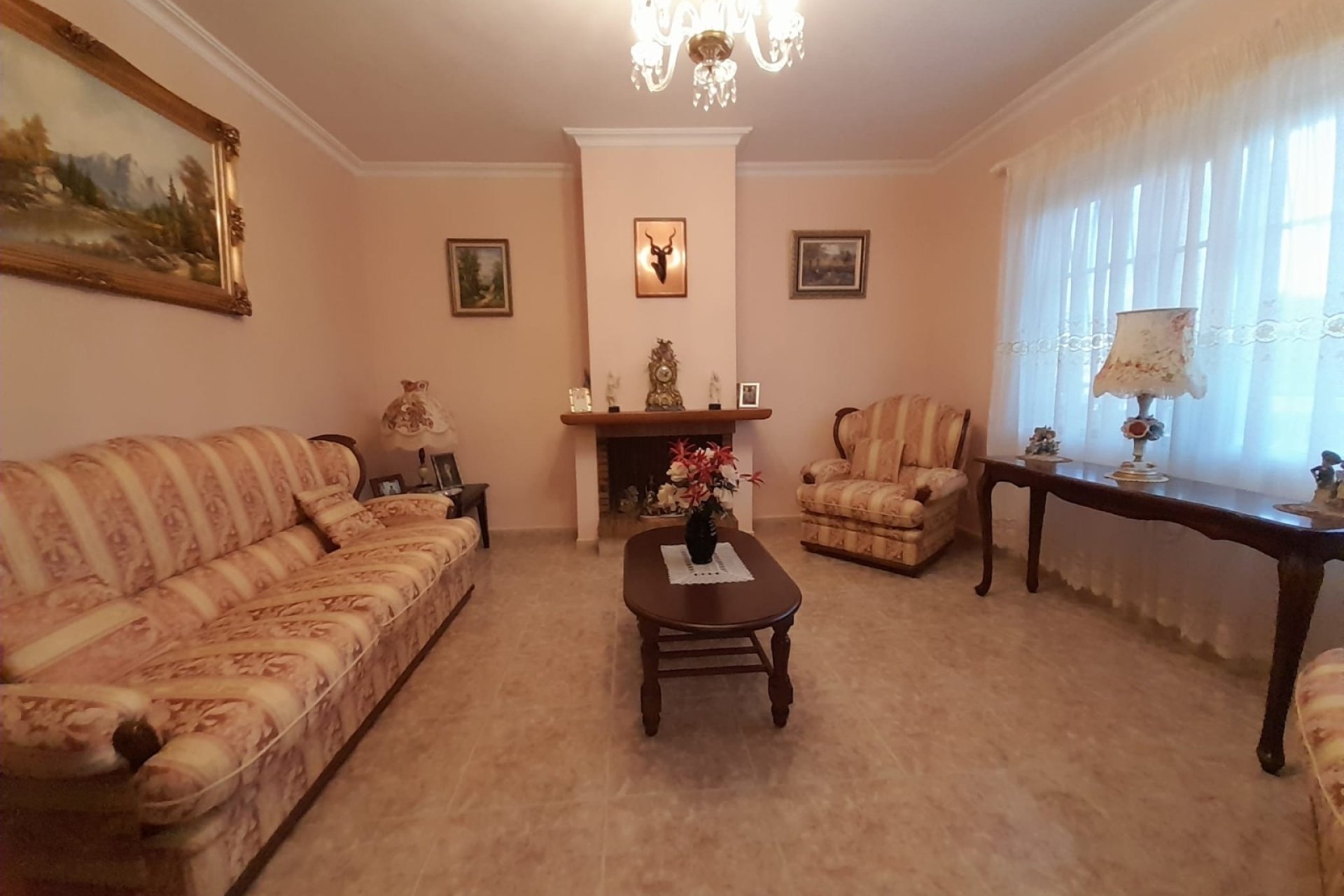 Resale - Chalet independiente -
La Nucía