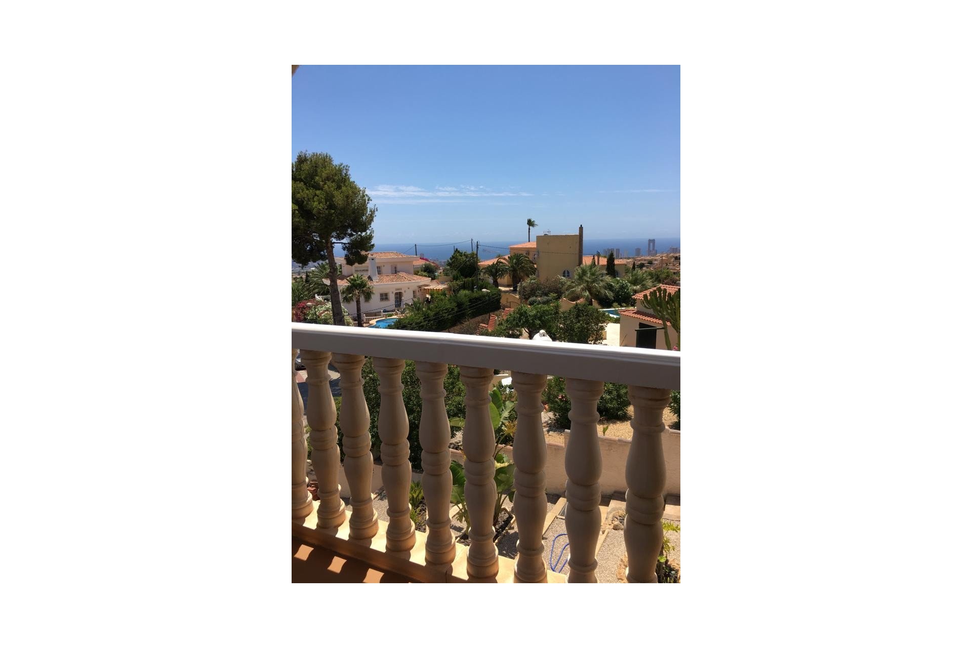 Resale - Chalet independiente -
La Nucía