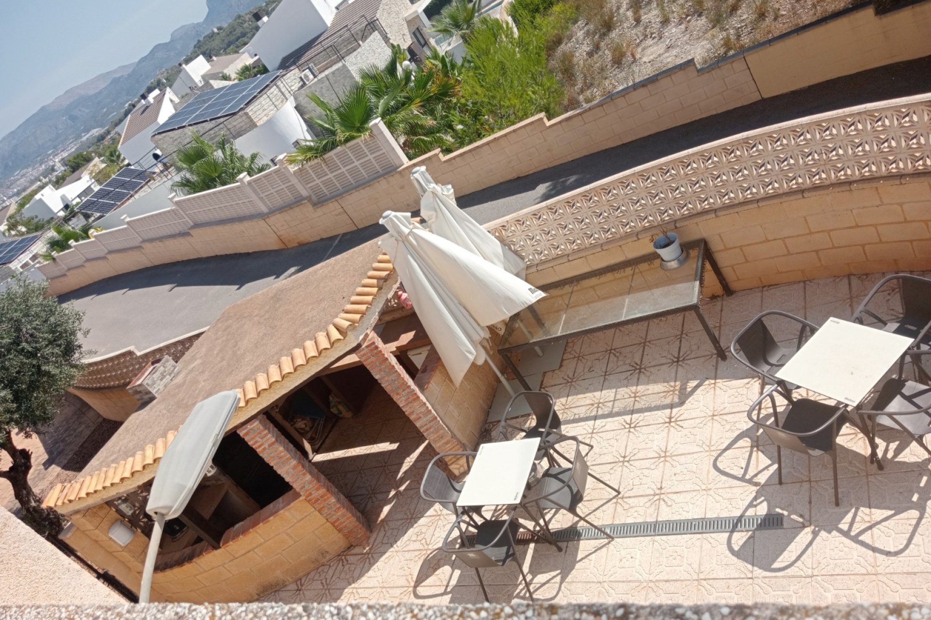 Resale - Chalet independiente -
Polop