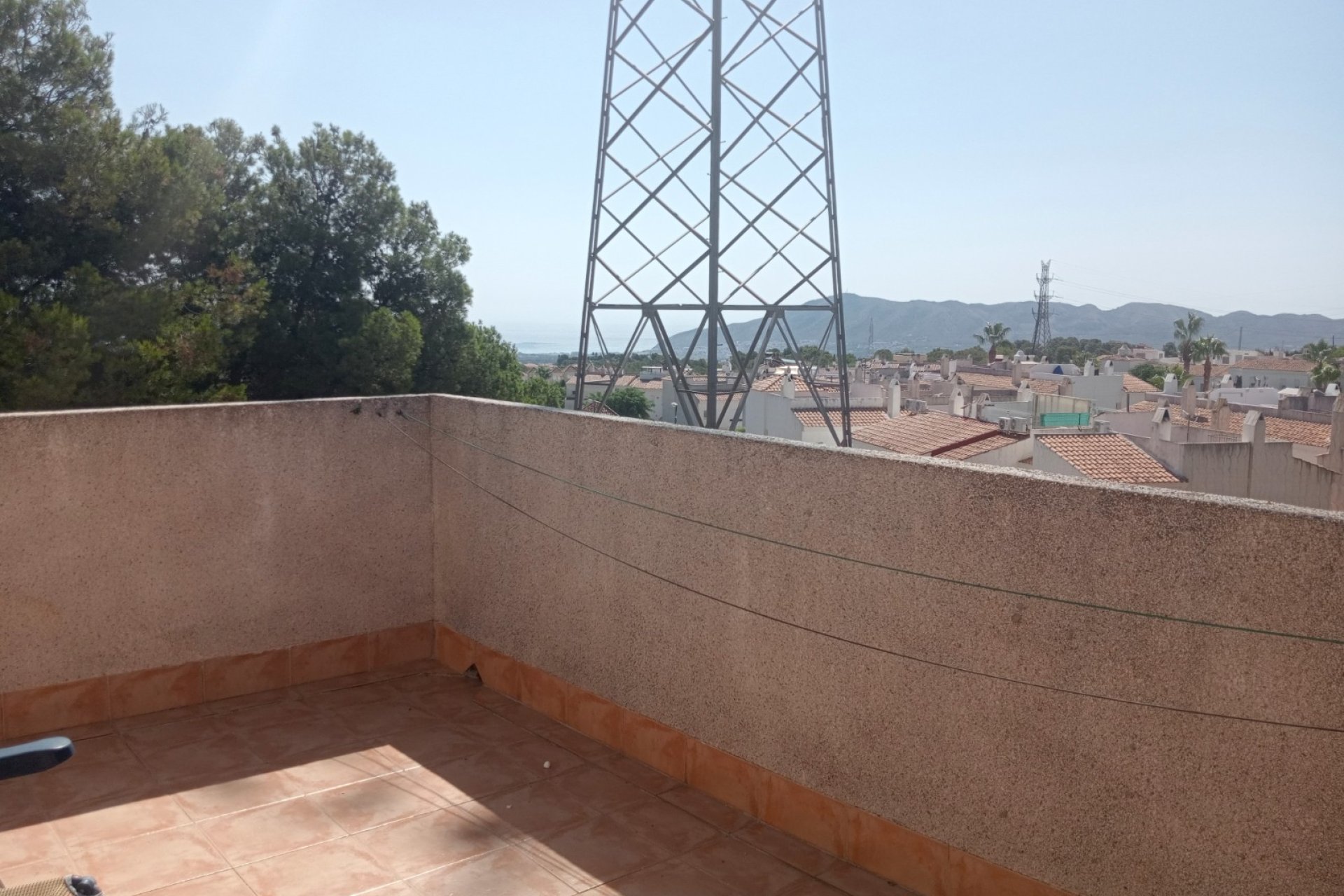 Resale - Chalet independiente -
Polop