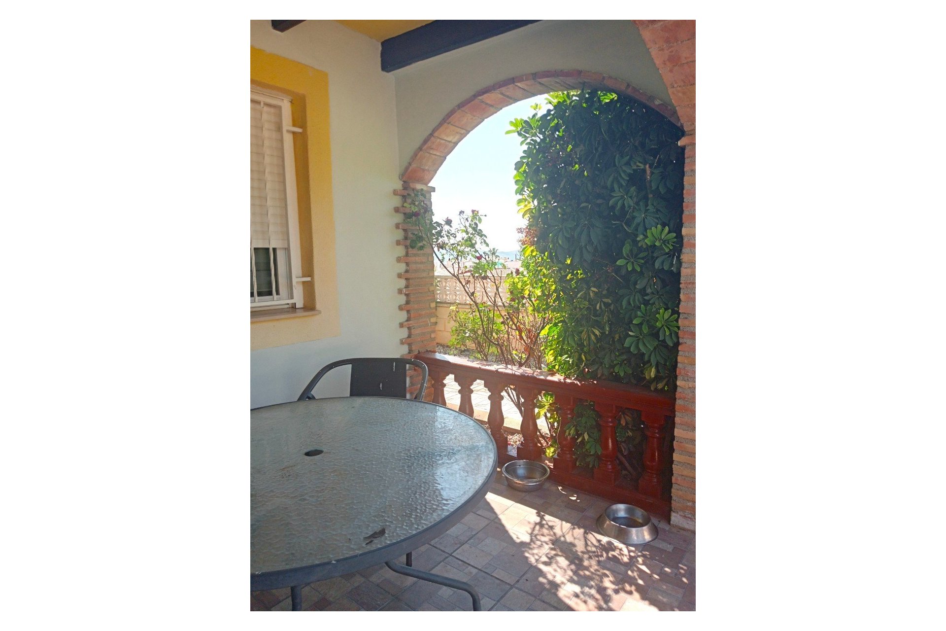 Resale - Chalet independiente -
Polop