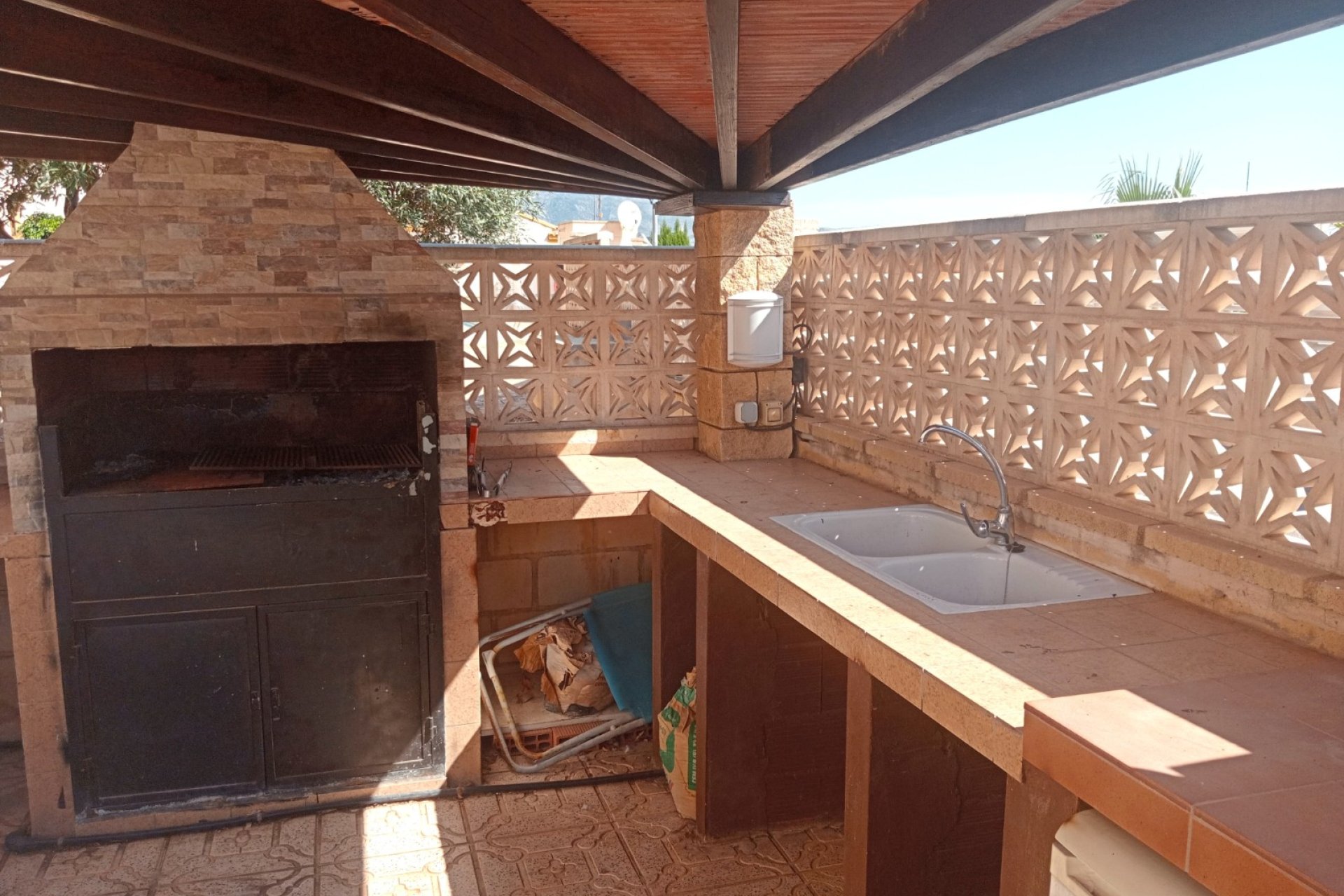 Resale - Chalet independiente -
Polop