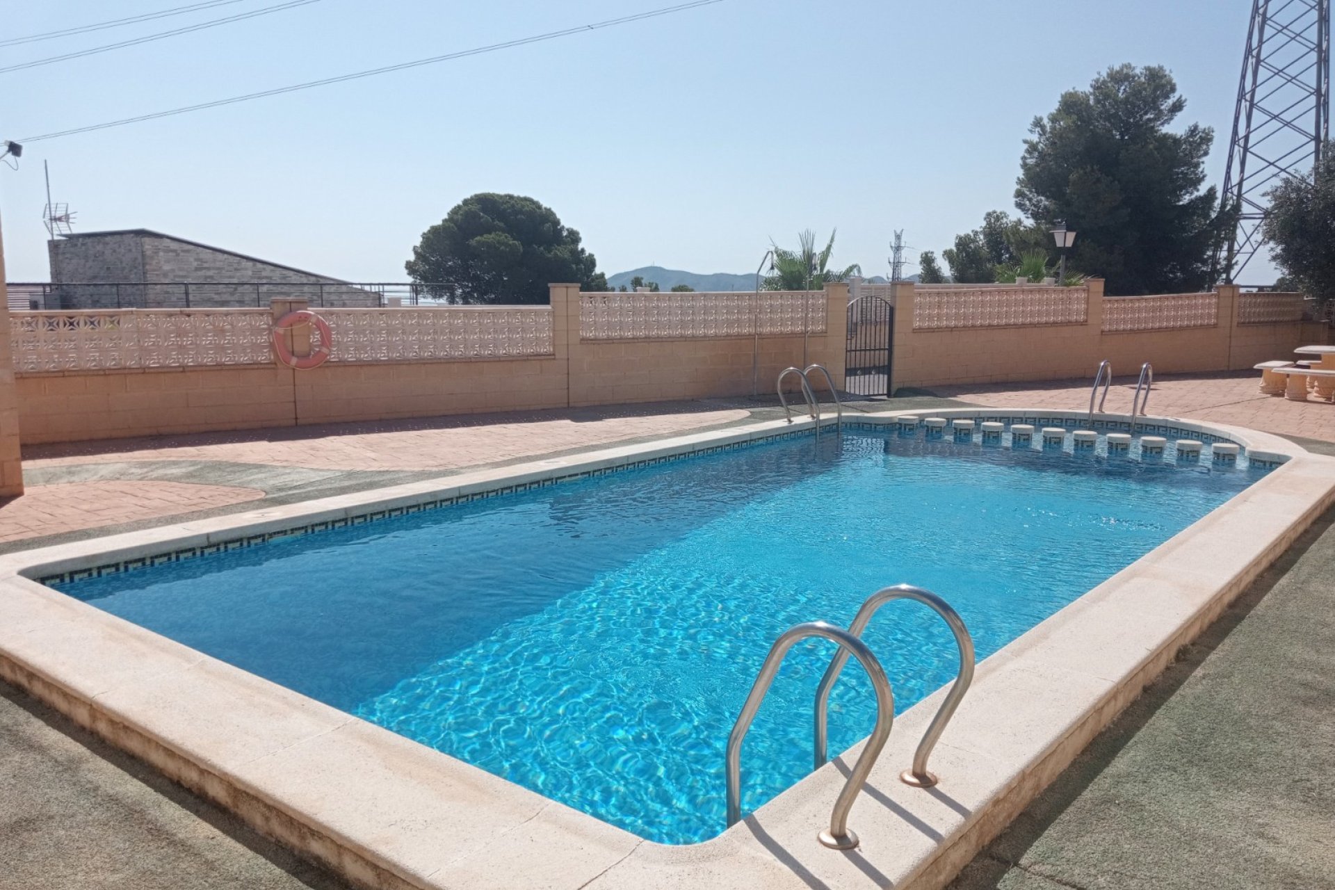 Resale - Chalet independiente -
Polop