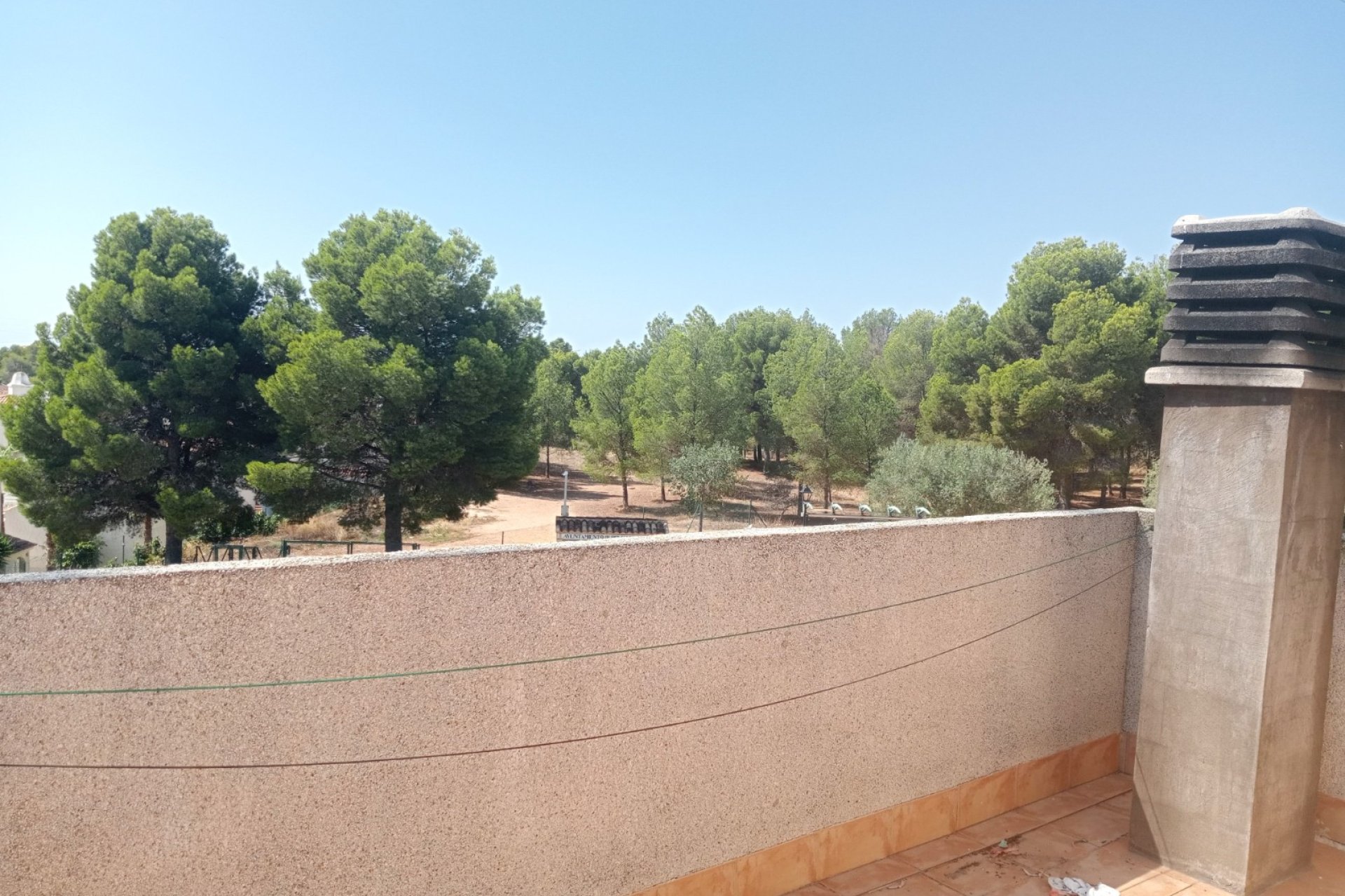 Resale - Chalet independiente -
Polop