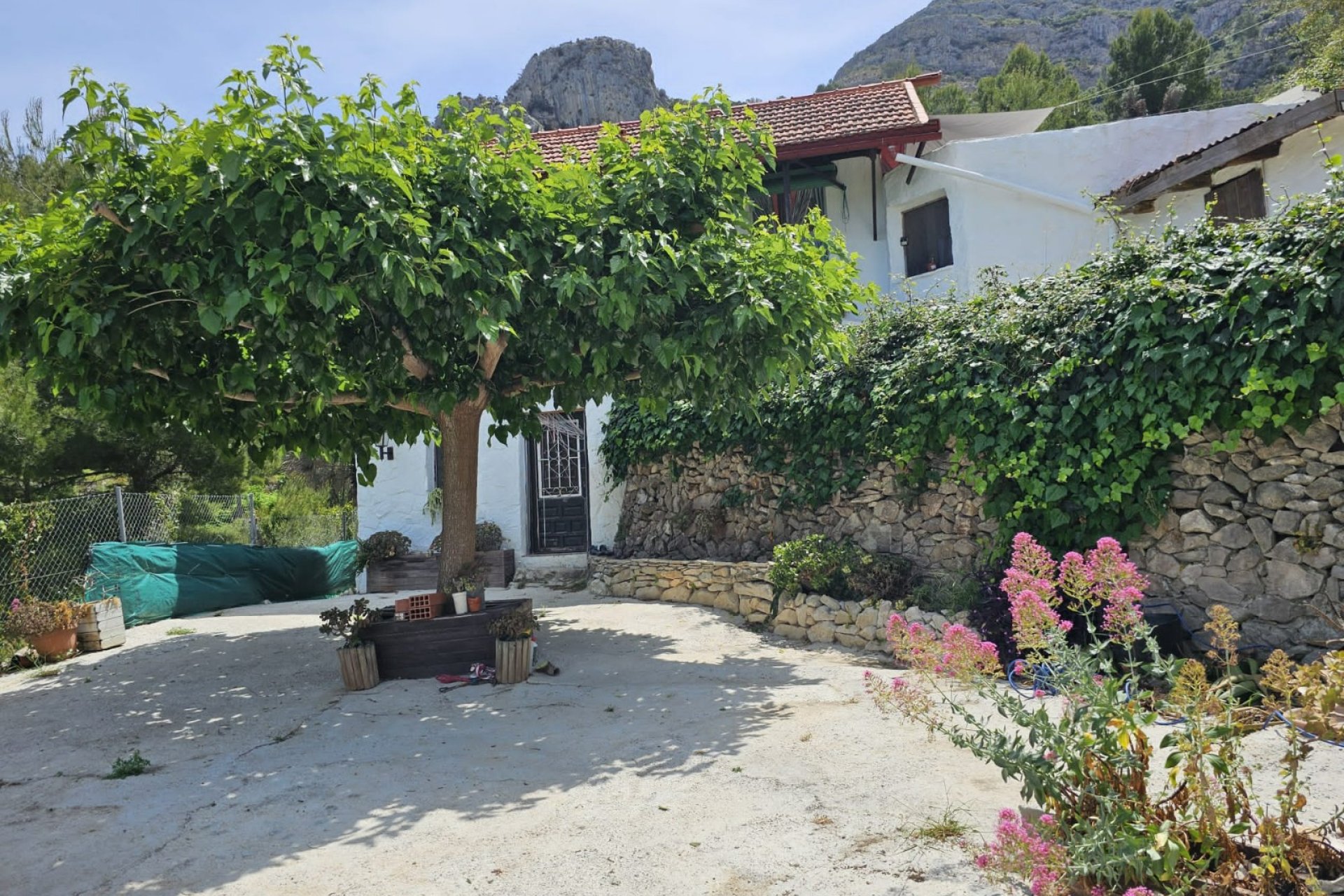 Resale - Chalet -
Pedreguer