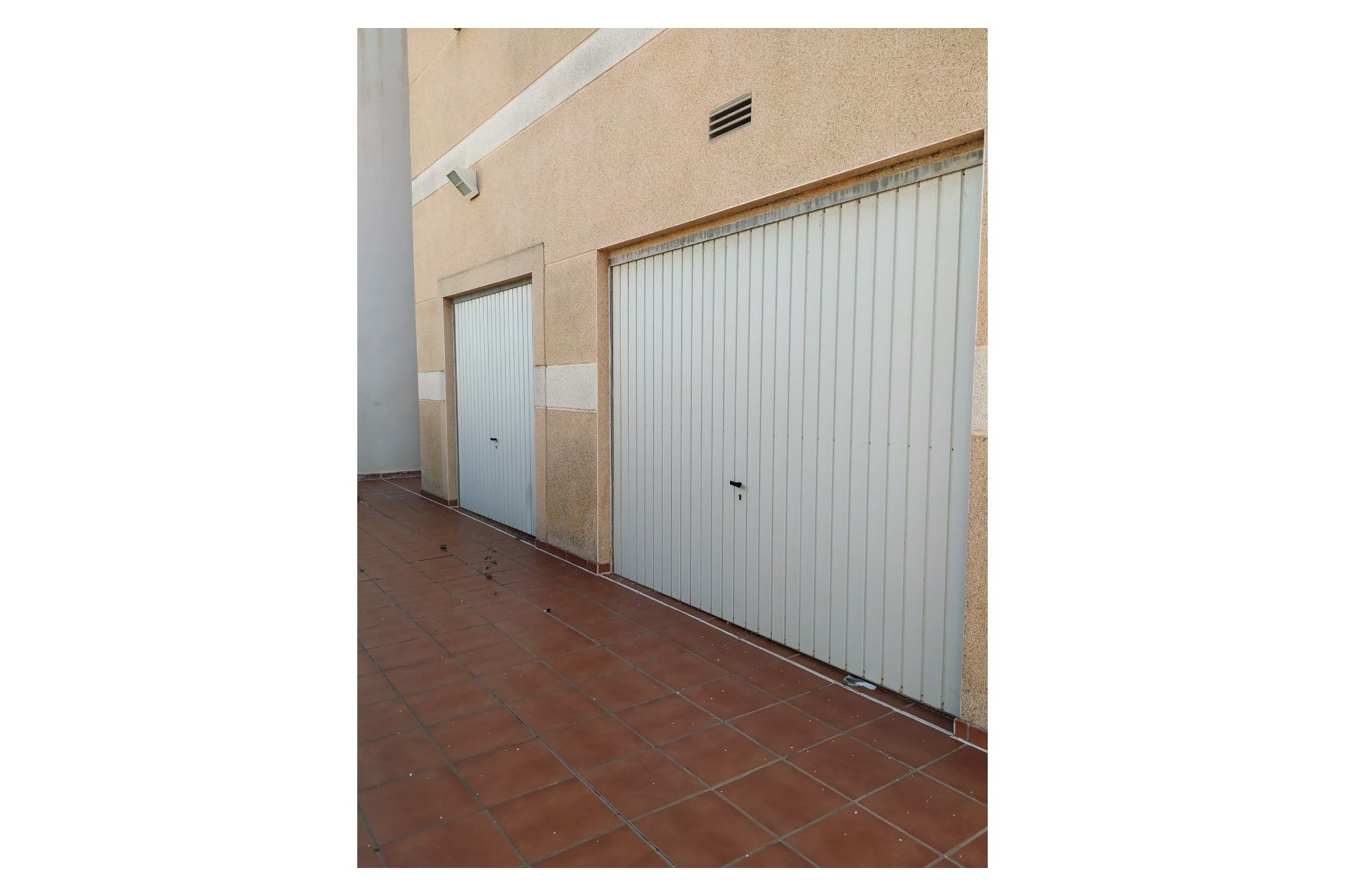 Resale - Local  -
Bellreguard - Playa