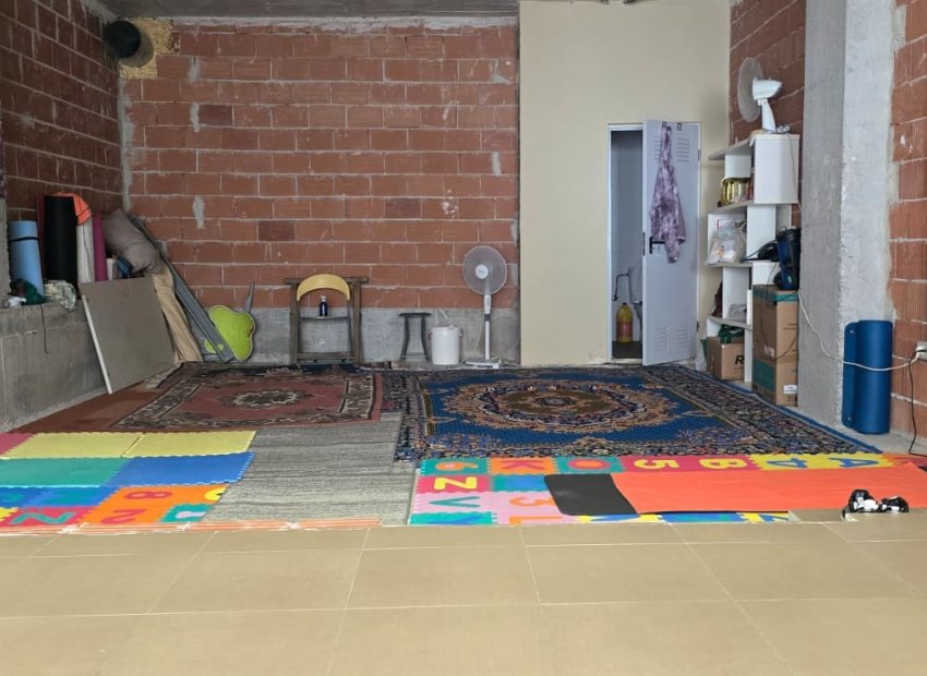 Resale - Local  -
Benidorm - Levante