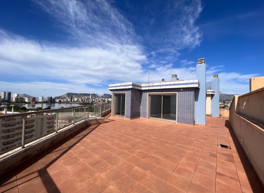 Resale - Penthouse -
Calpe - Zona Levante - Playa Fossa