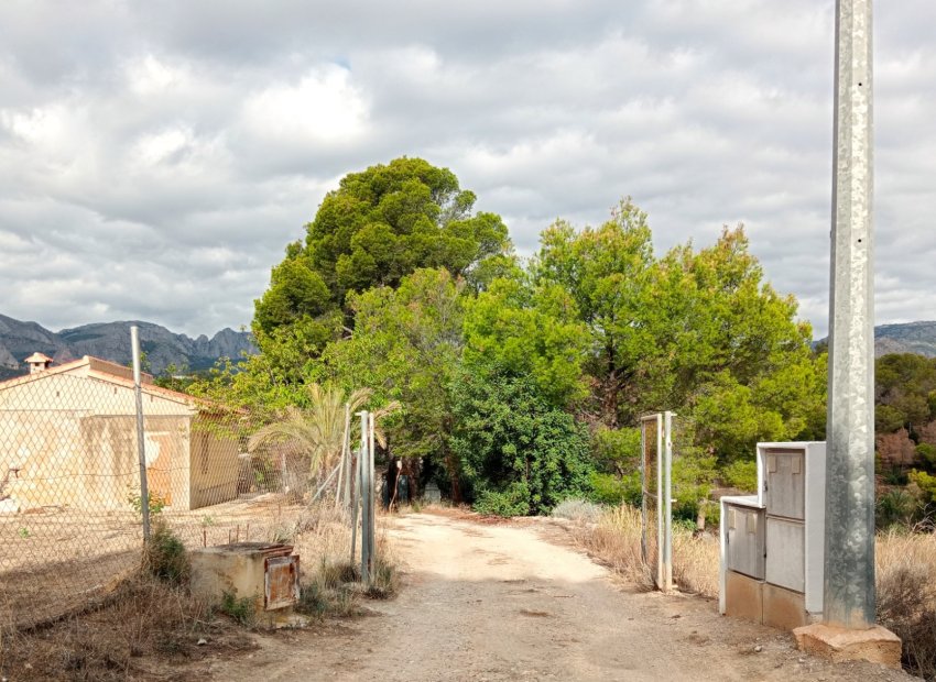 Resale - Plot / Land -
La Nucía