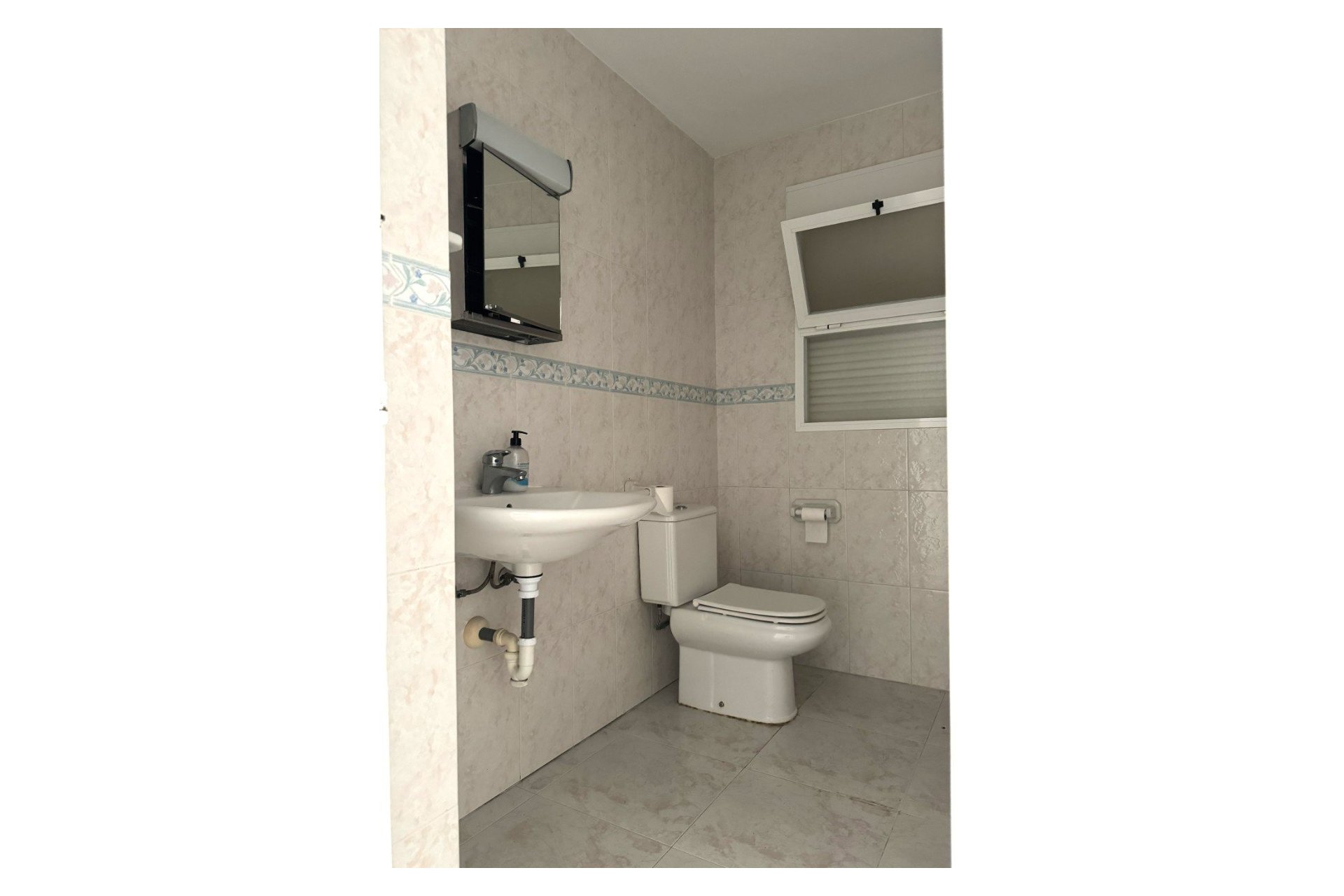 Resale - semi-detached house -
Albir - center