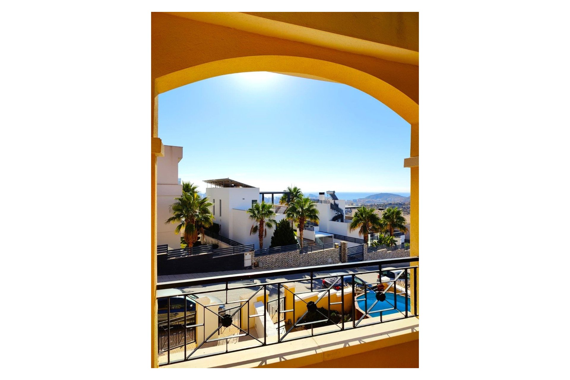 Resale - semi-detached house -
Finestrat - Finestrat Urbanizaciones