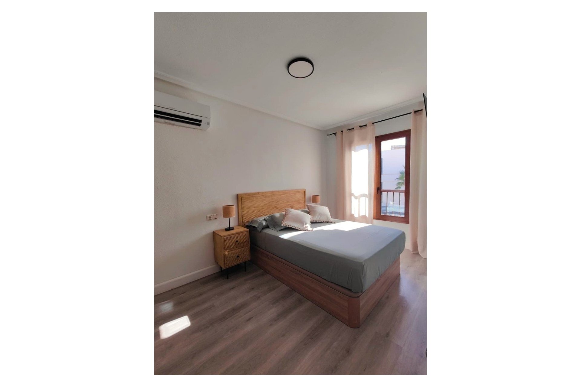 Resale - semi-detached house -
Finestrat - Finestrat Urbanizaciones