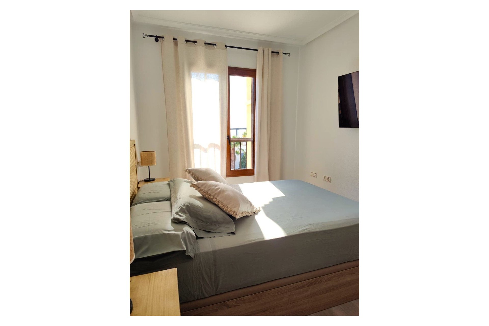 Resale - semi-detached house -
Finestrat - Finestrat Urbanizaciones