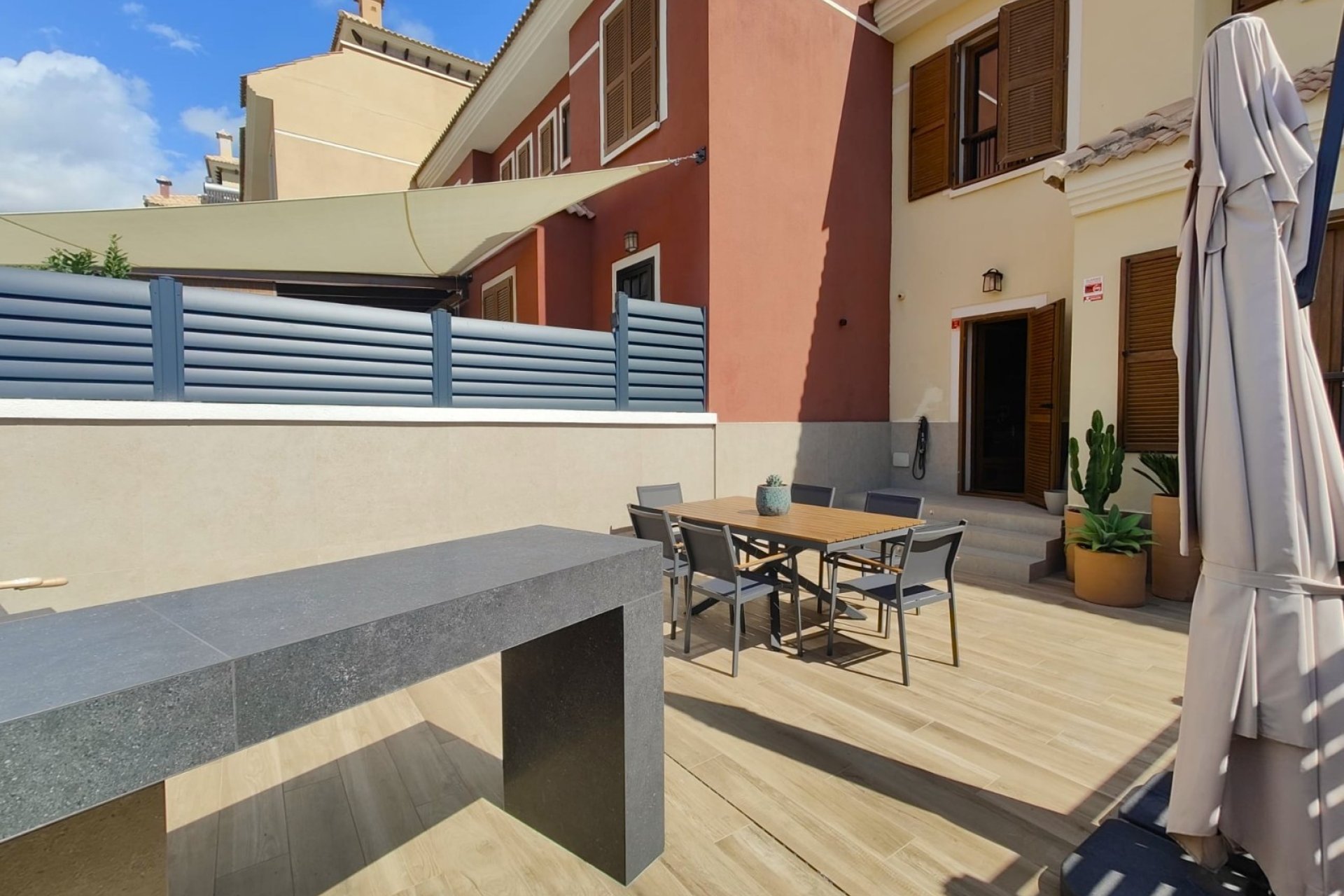 Resale - semi-detached house -
Finestrat - Finestrat Urbanizaciones