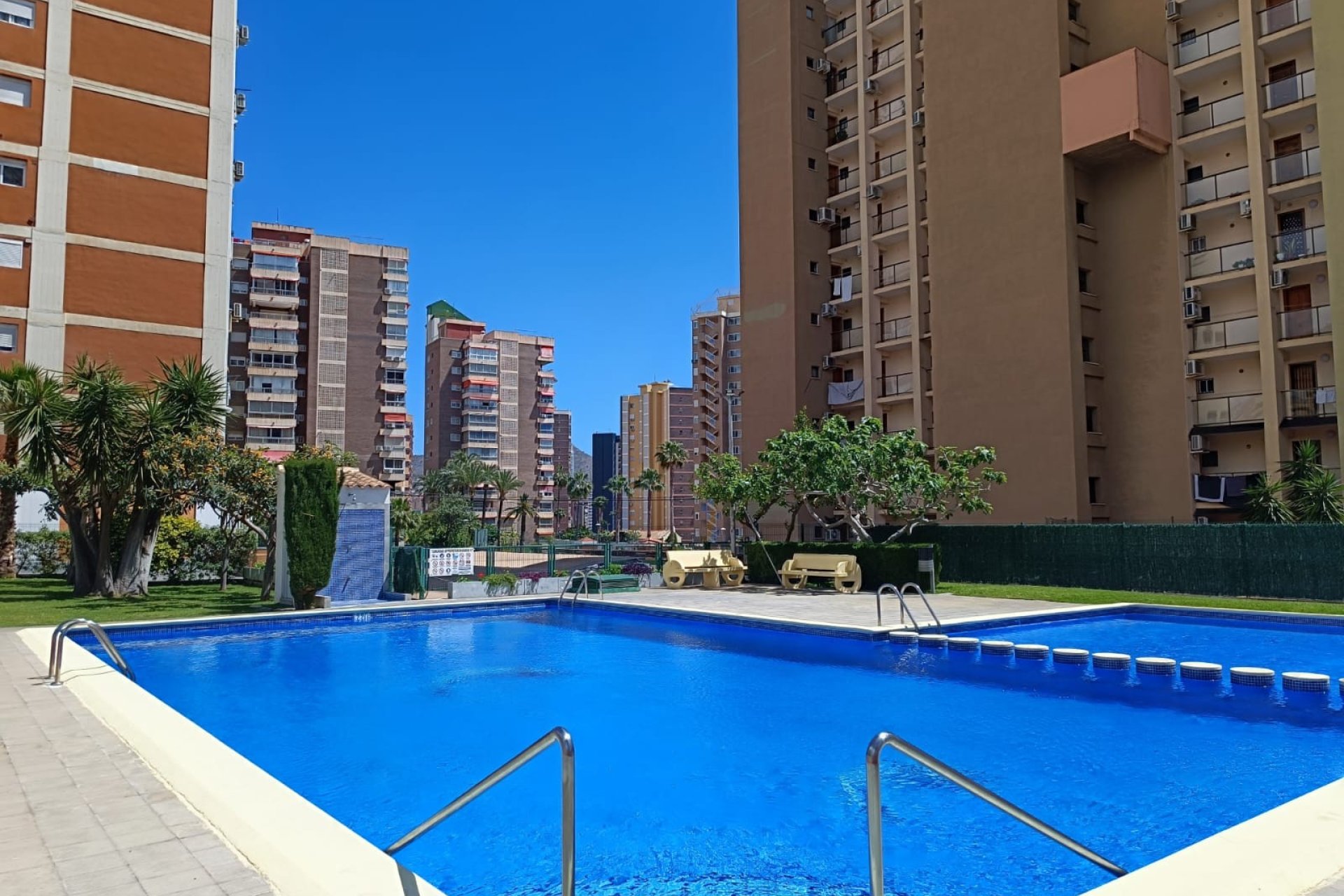 Resale - Study -
Benidorm - Levante