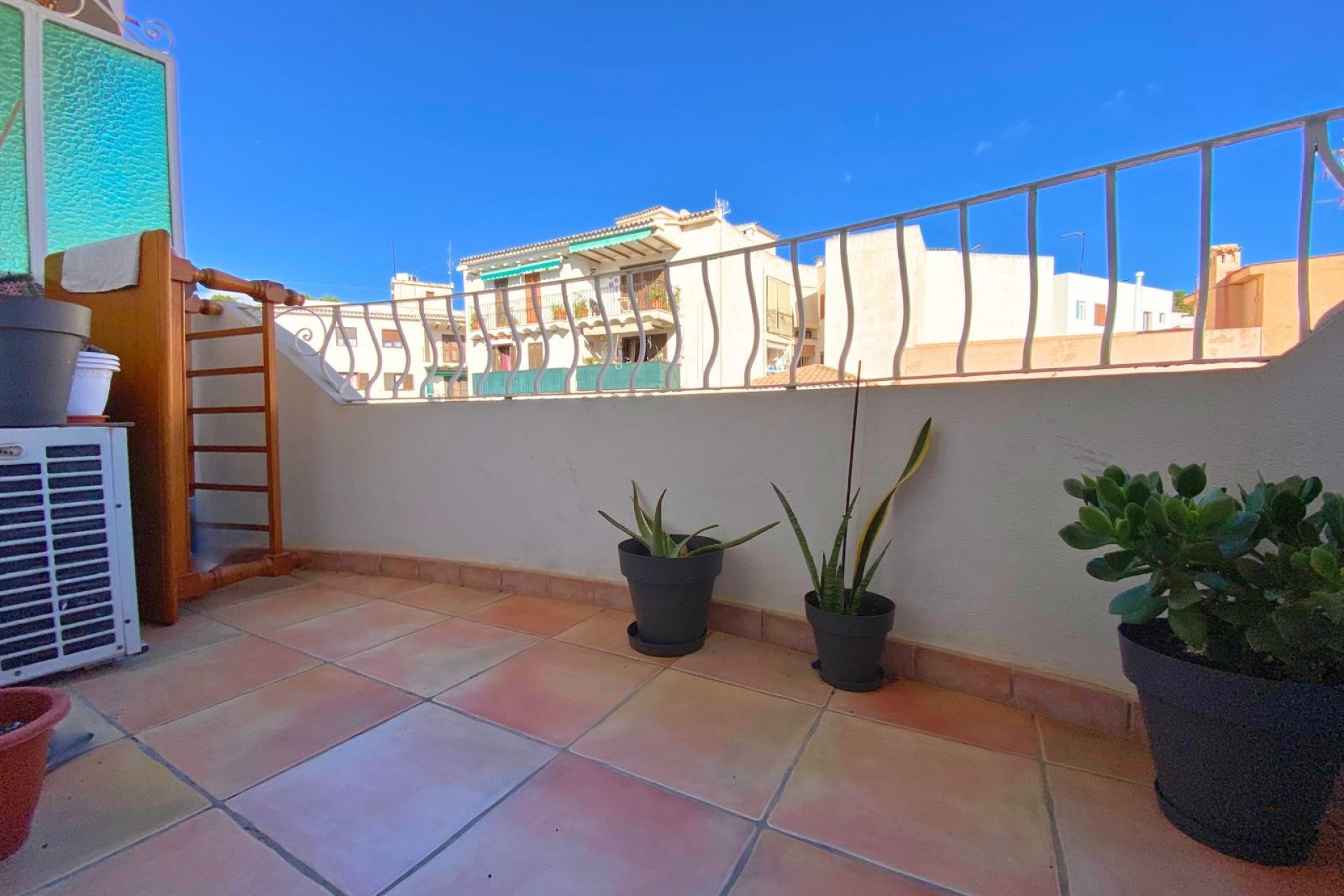 Resale - Study -
Moraira - center