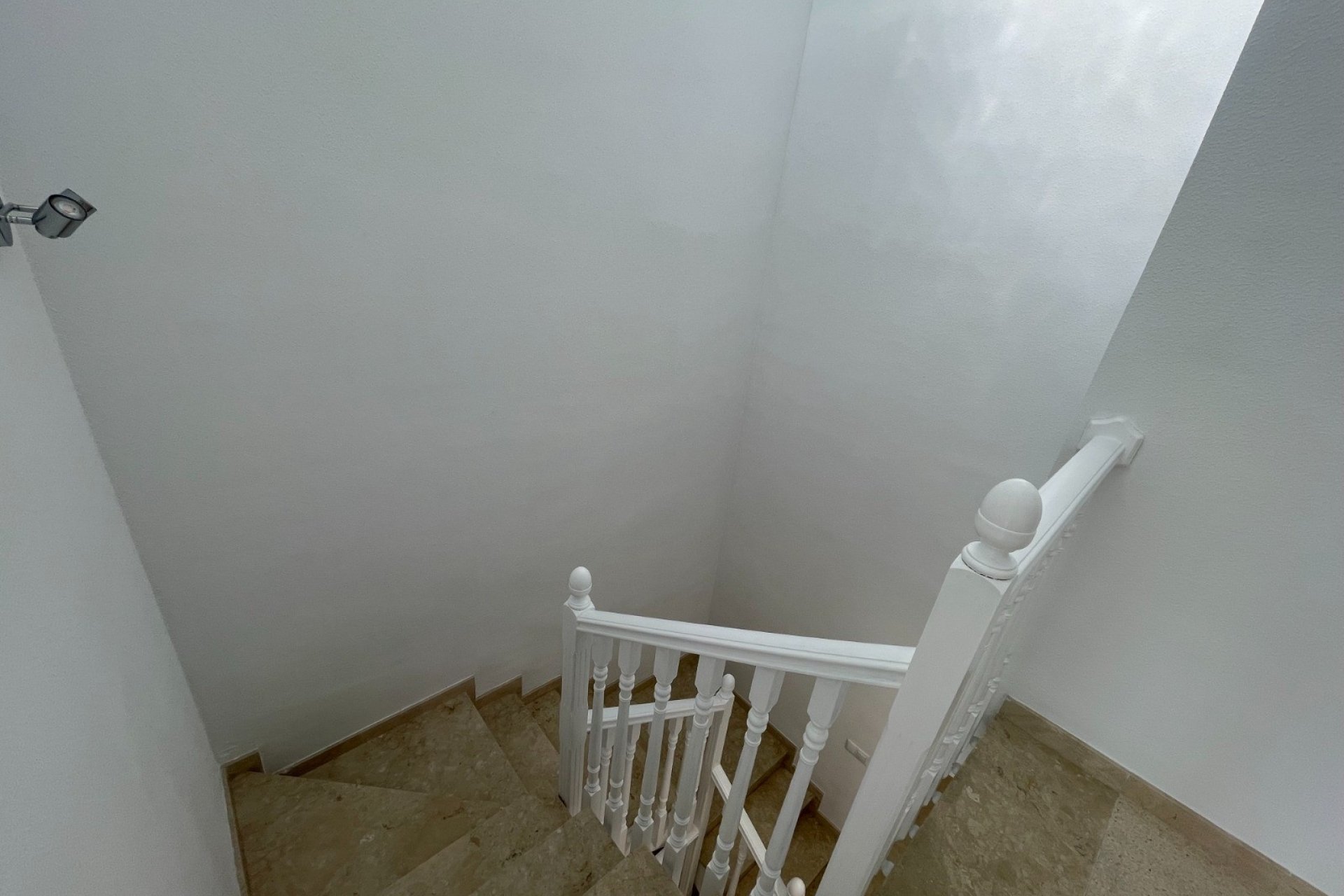 Resale - Townhouse -
Albir - center