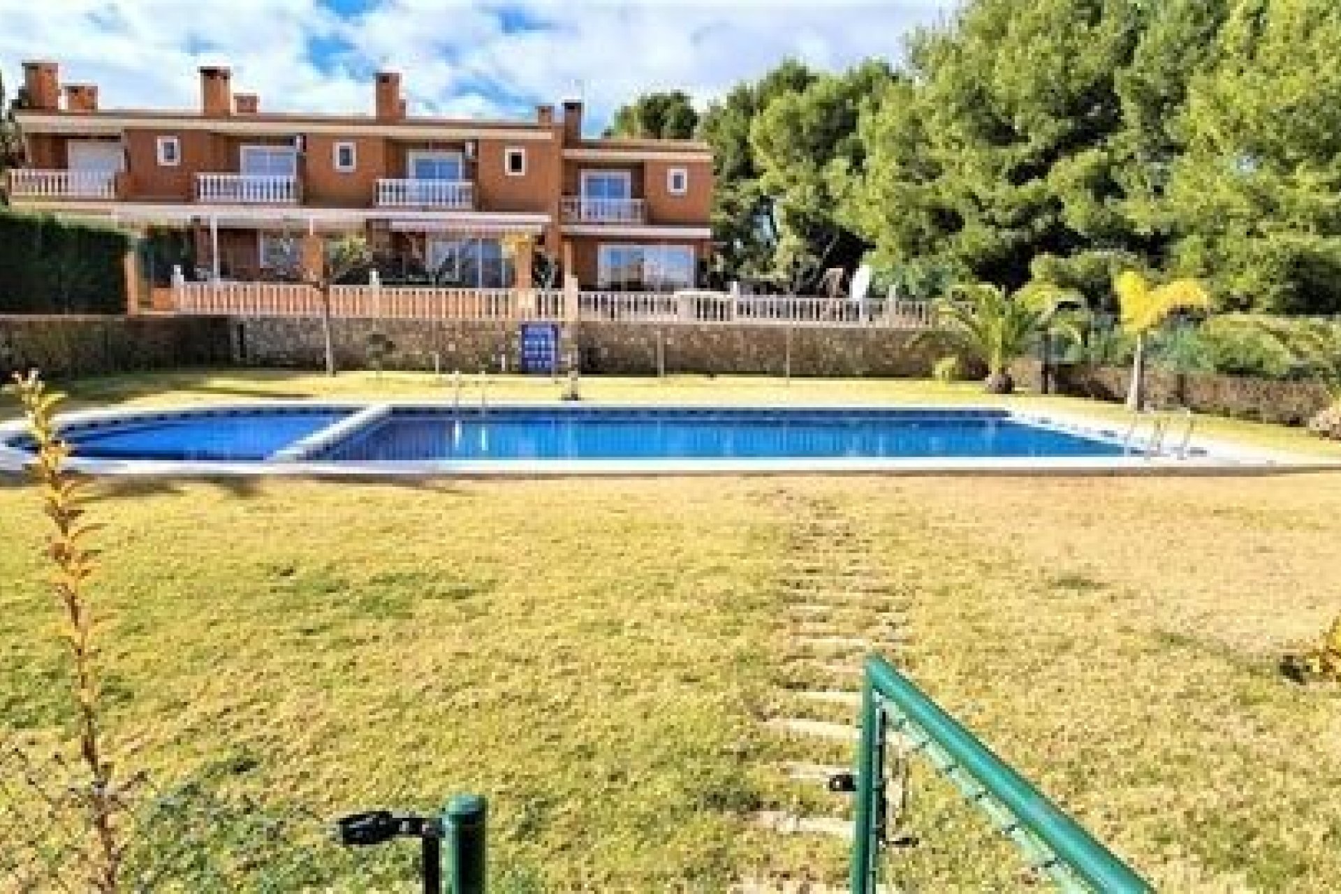 Resale - Townhouse -
Alfas del Pí