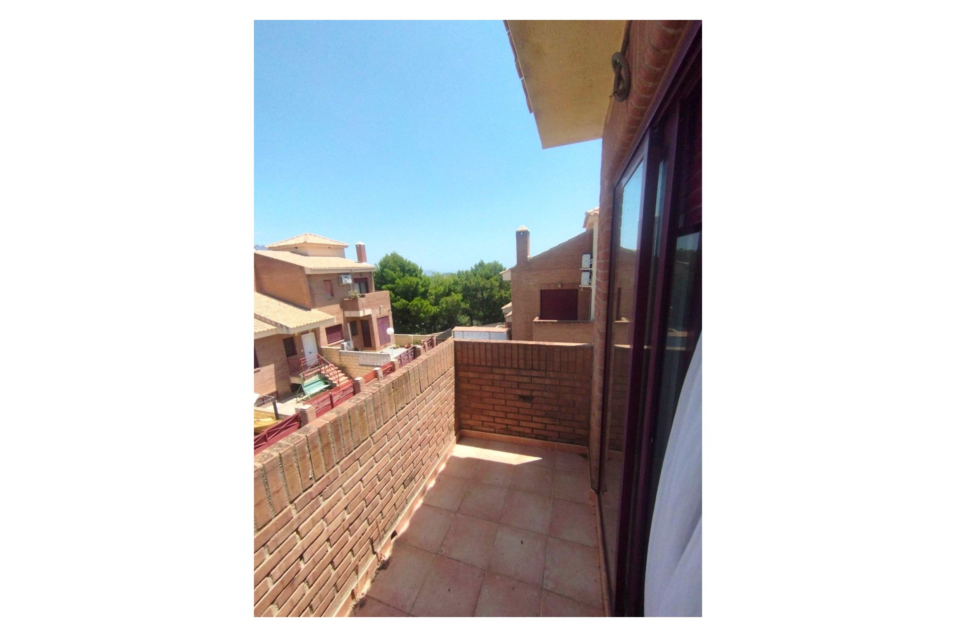 Resale - Townhouse -
La Nucía