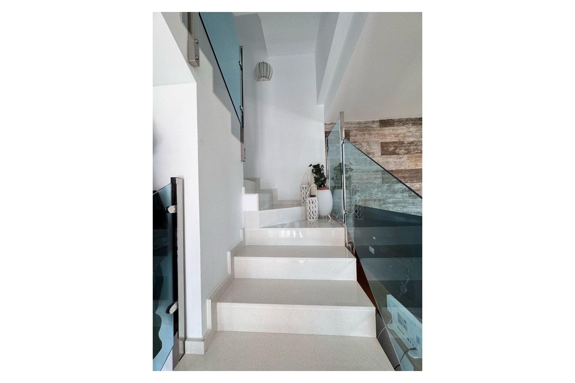 Resale - Townhouse -
Polop