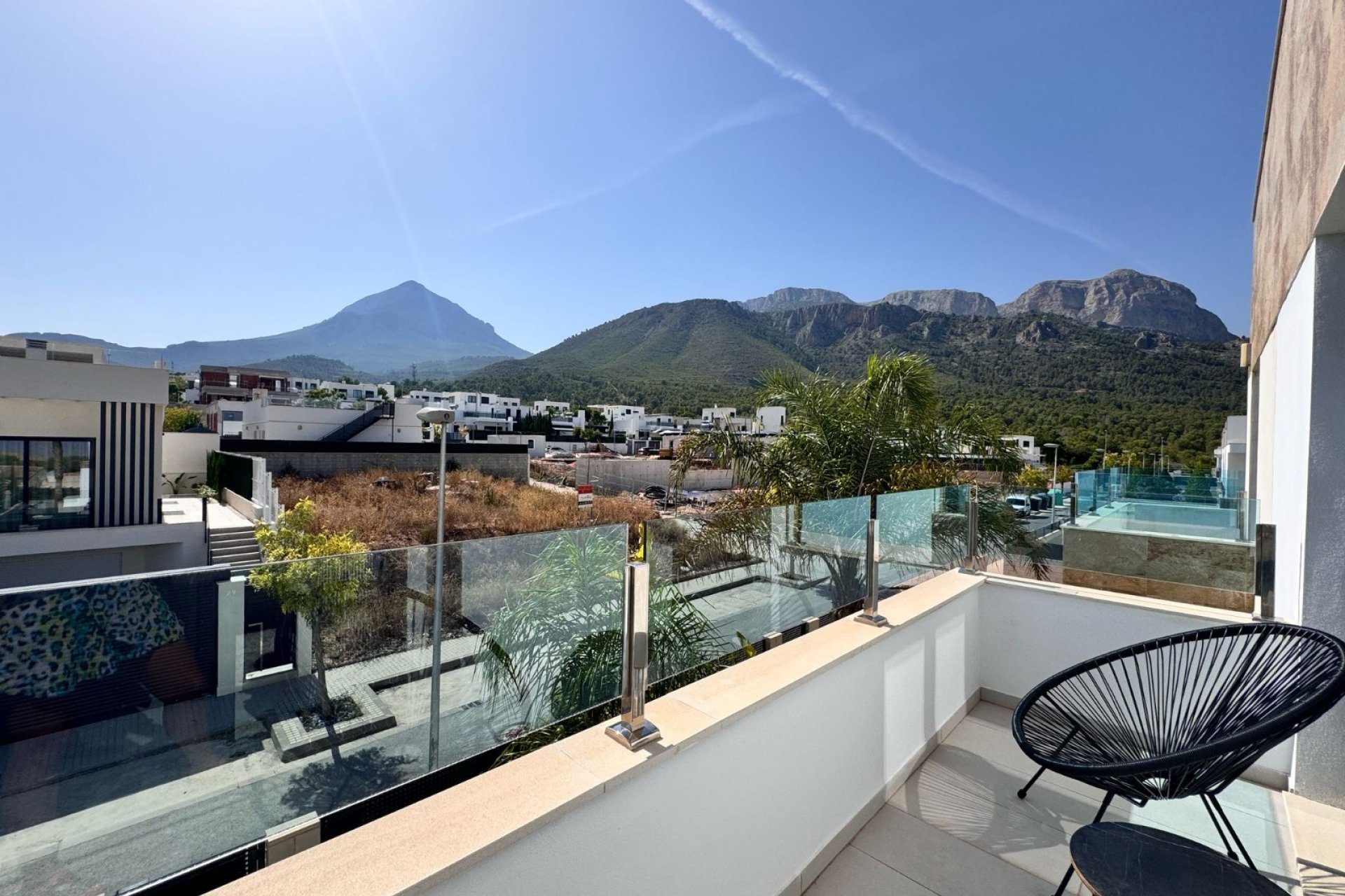 Resale - Townhouse -
Polop