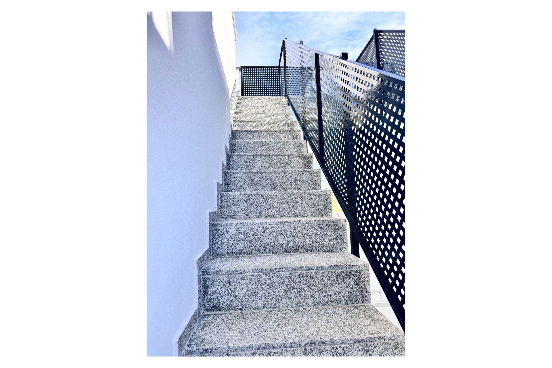 Resale - Townhouse -
Polop