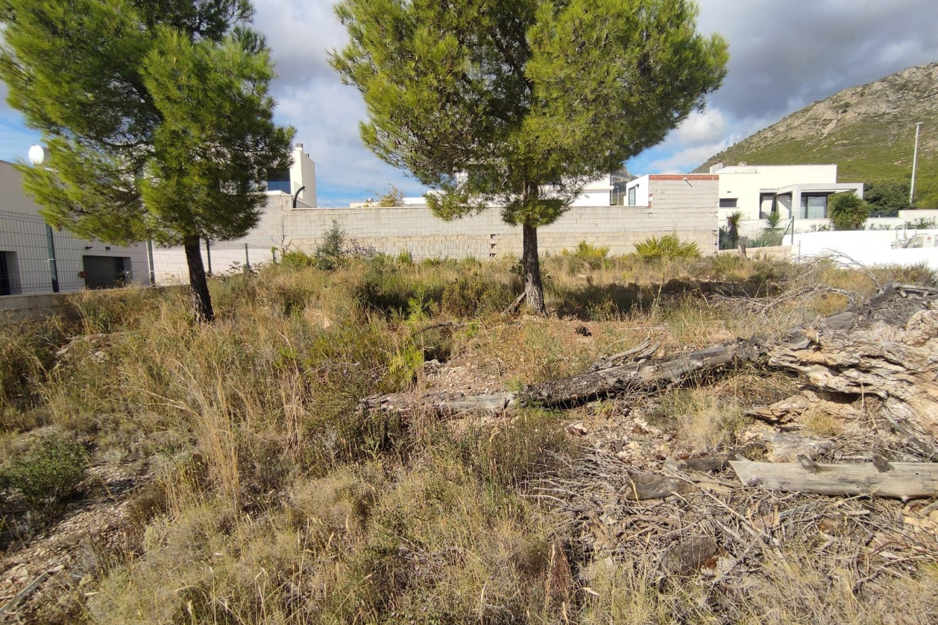 Resale - Urban plot -
Polop