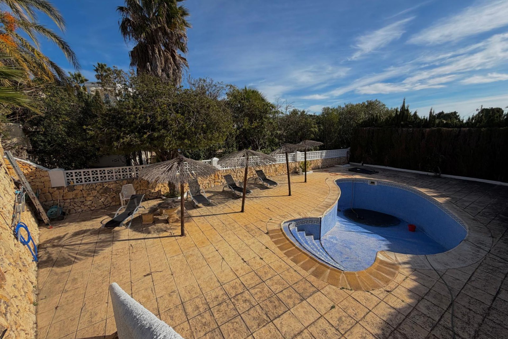 Resale - Villa -
Calpe - Zona Playa del Bol - Puerto