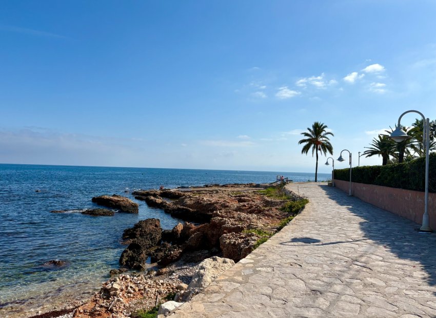 Resale - Villa -
Denia - Las Rotas - Les Rotes