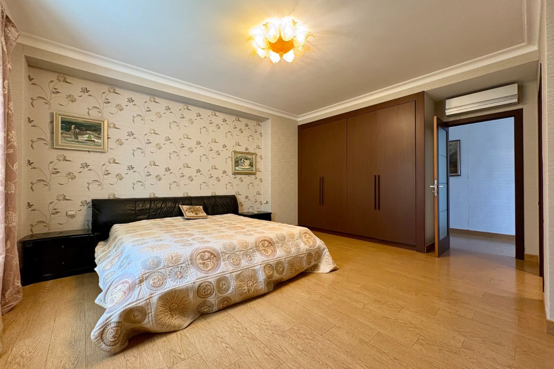 Resale - Villa -
Denia - Las Rotas - Les Rotes