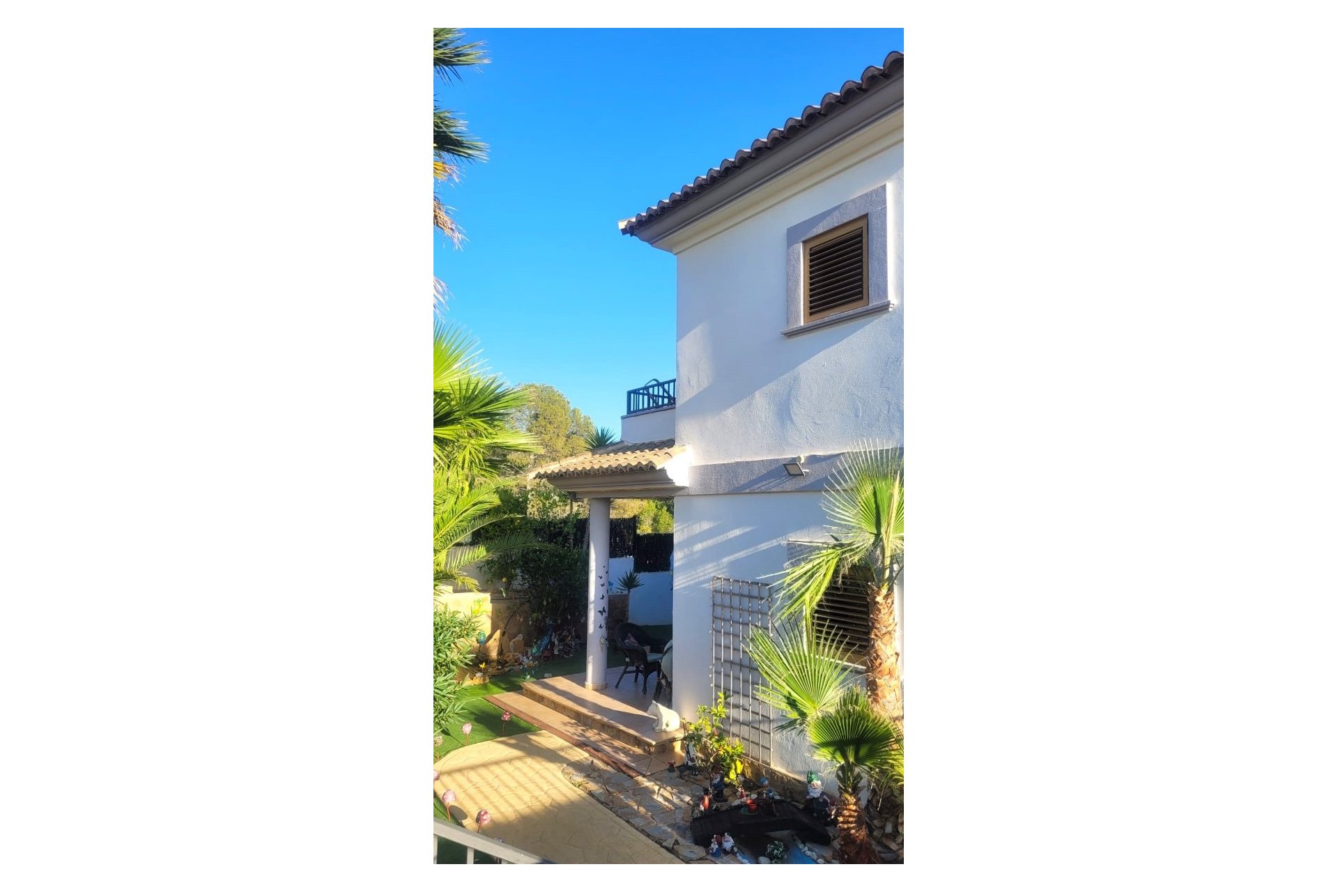 Resale - Villa -
Finestrat - Finestrat Urbanizaciones