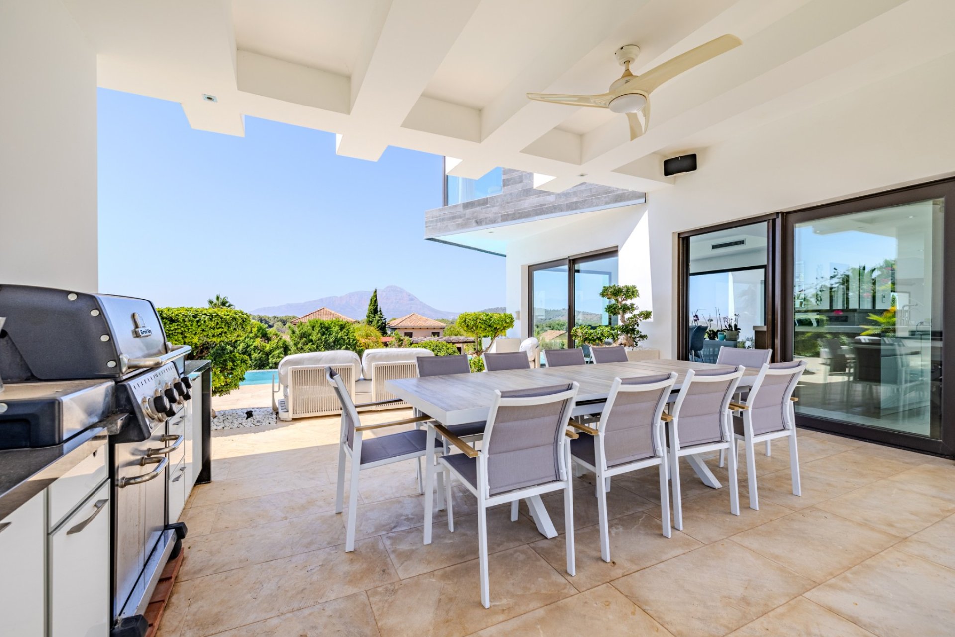 Resale - Villa -
Jávea - Cansalades 