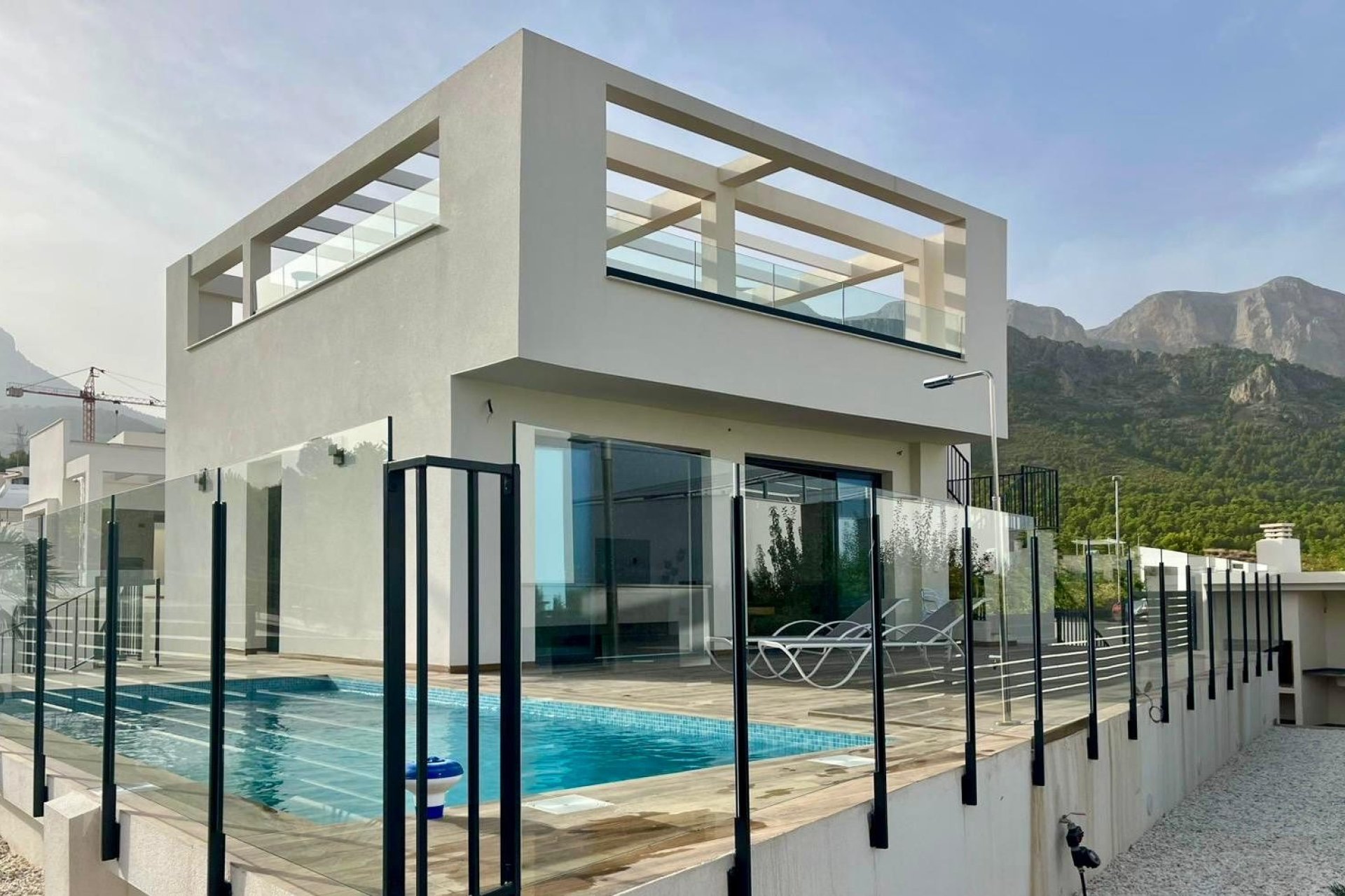 Resale - Villa -
Polop