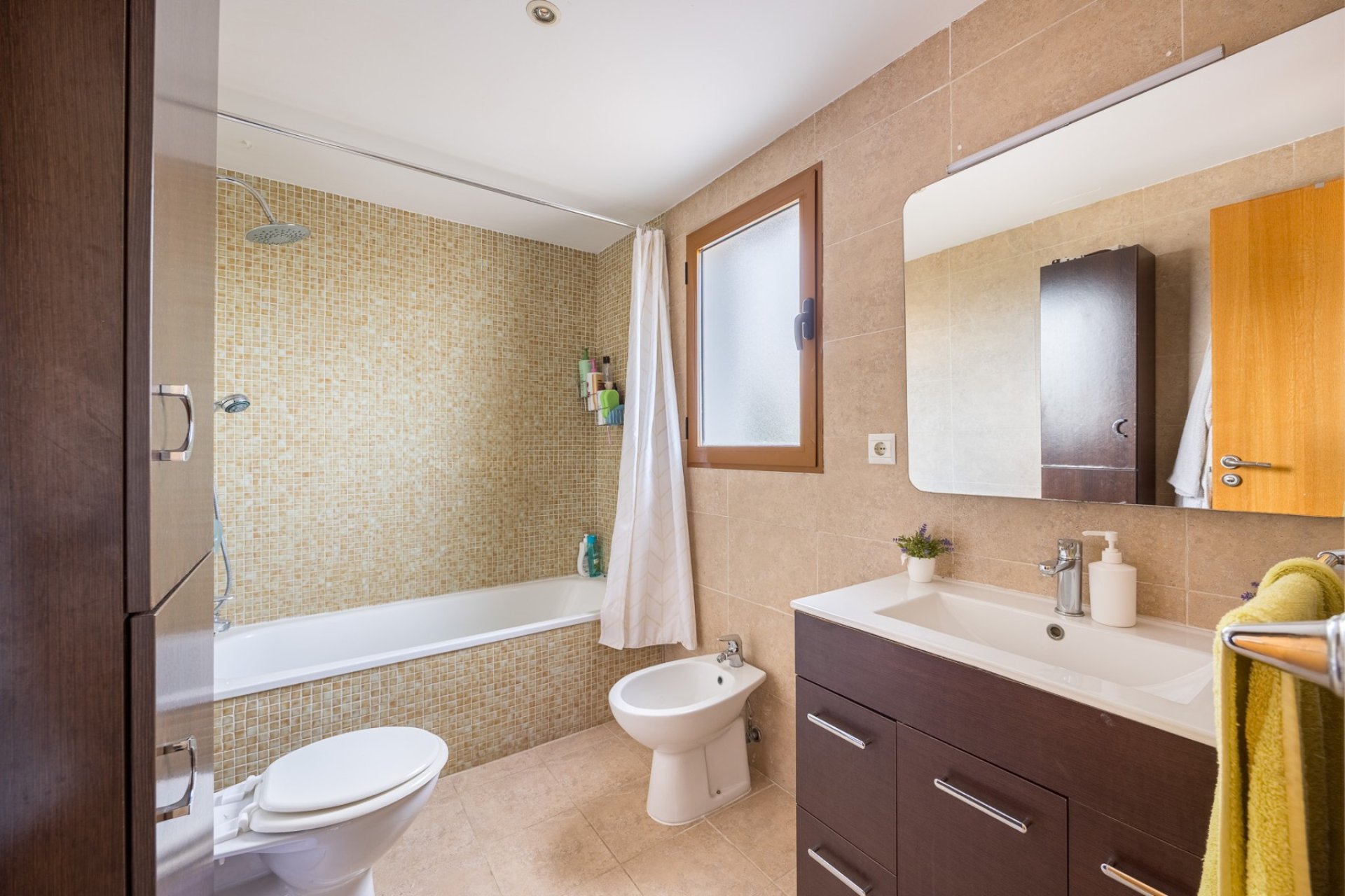 Resale - Villa -
Polop