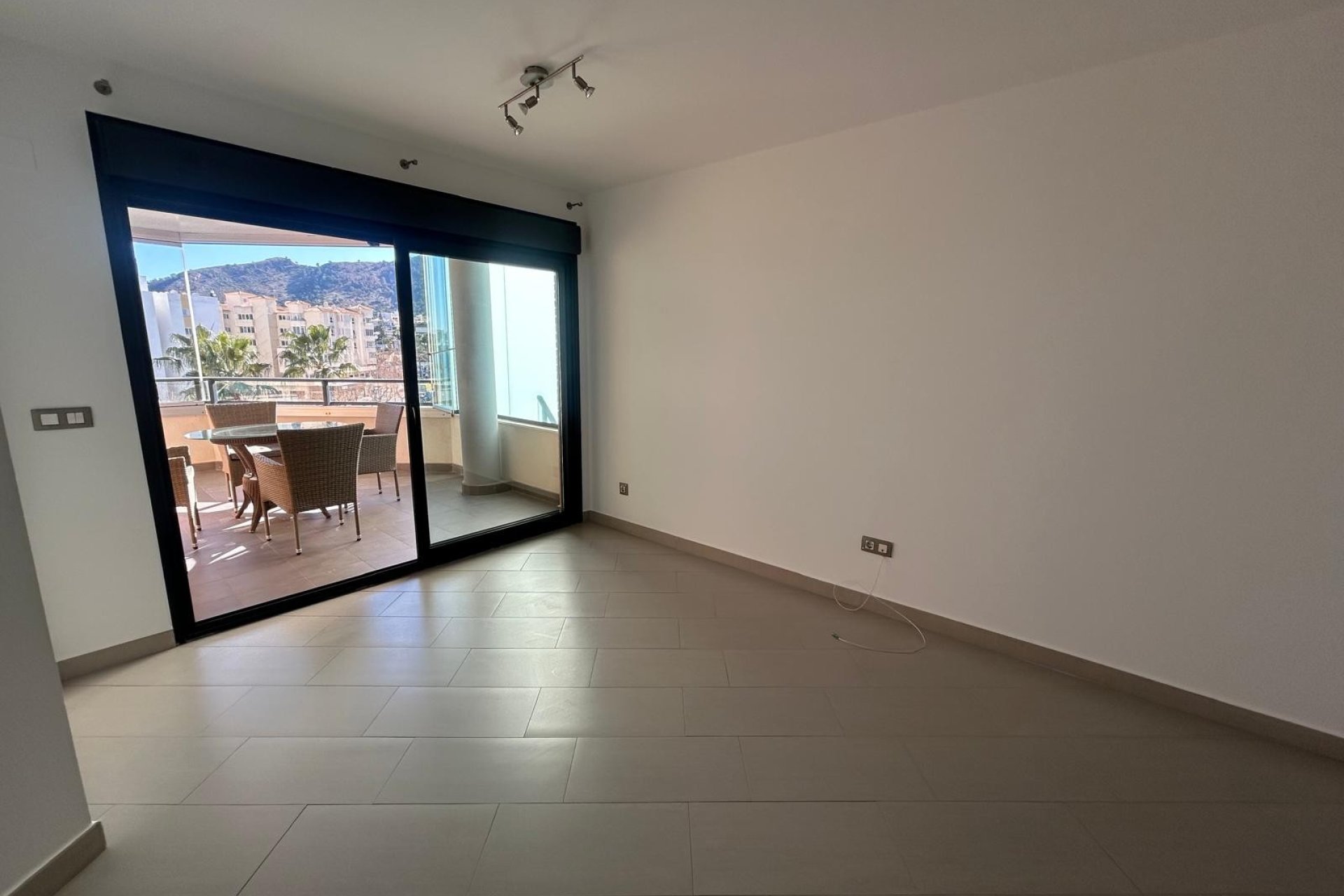 Revente - Appartement -
Albir - centro