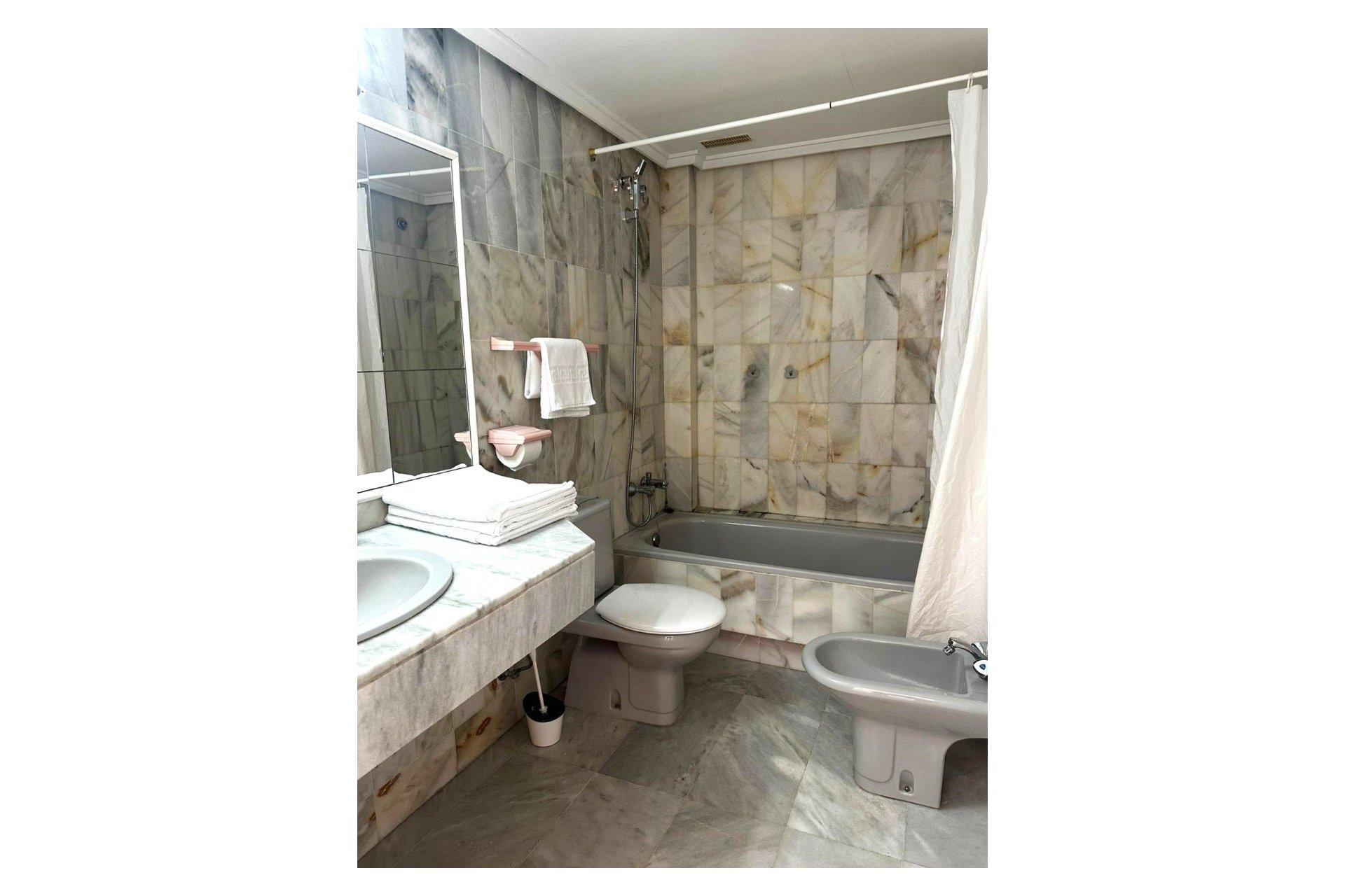 Revente - Appartement -
Benidorm - Zona de Poniente