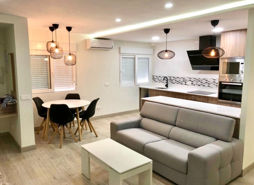 Revente - Appartement -
Denia - Center