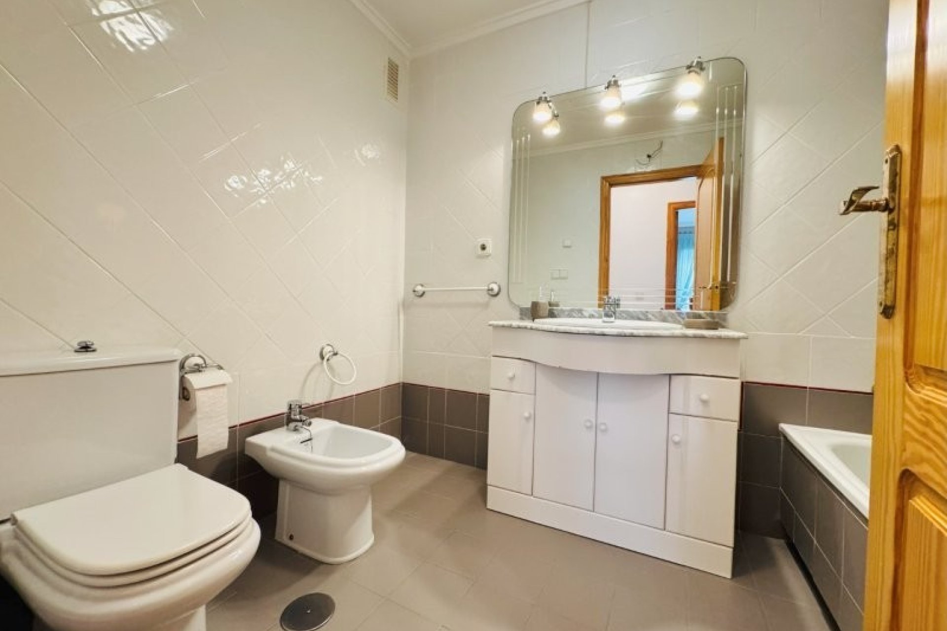 Revente - Appartement -
Torrevieja - Torrelamata - La Mata