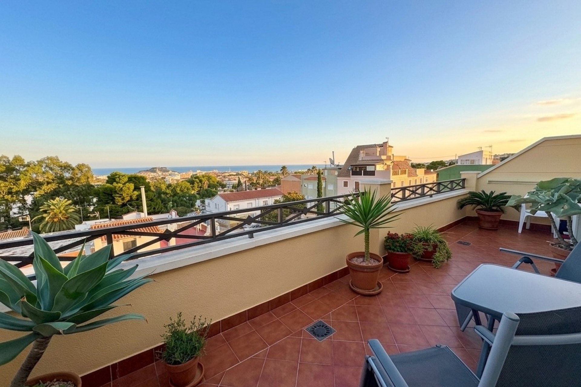 Revente - Attique -
Denia - La Pedrera-Vessanes