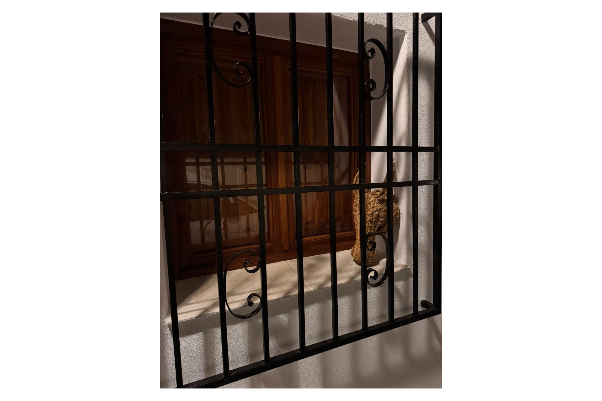 Revente - Casa de pueblo  -
Altea