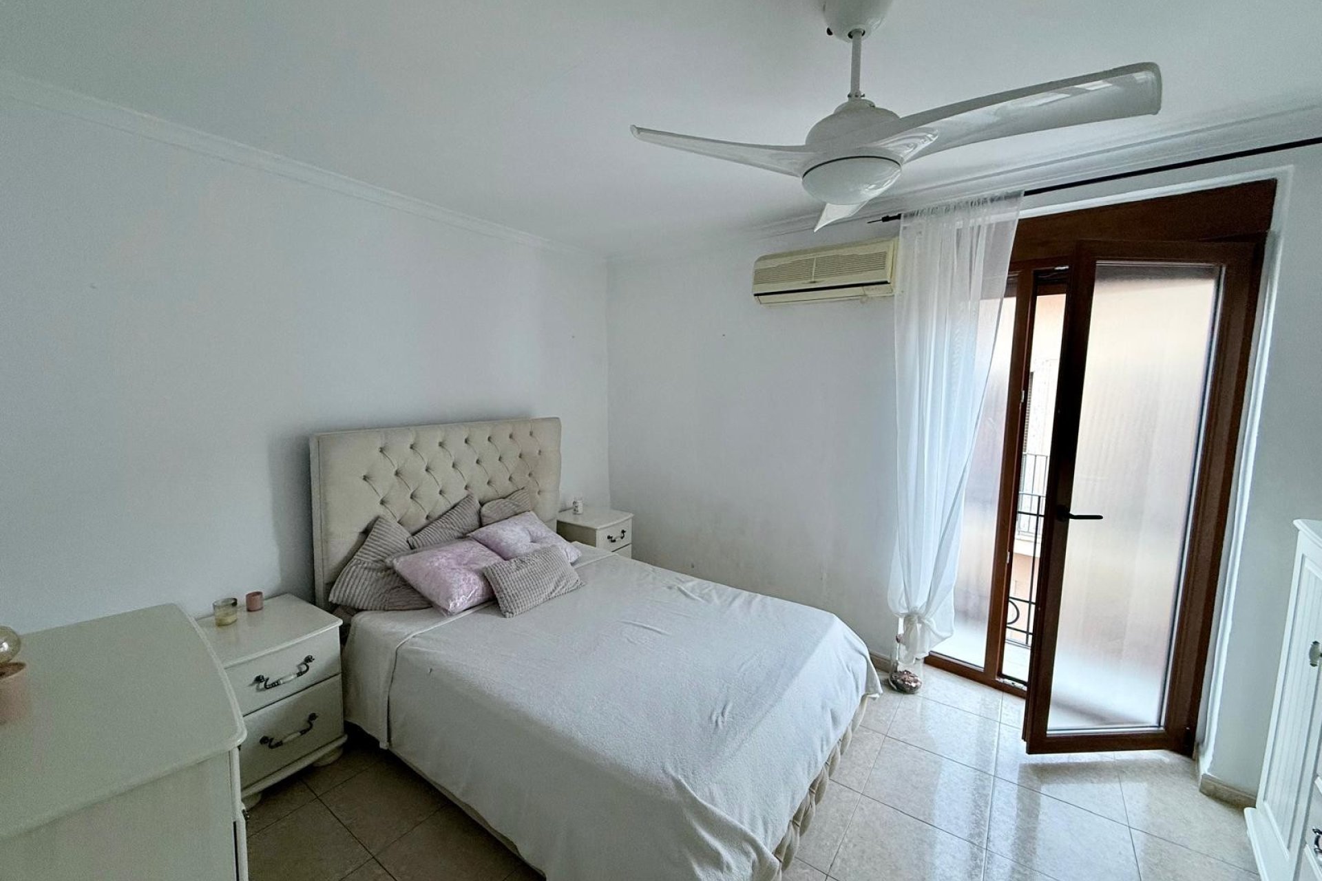 Revente - Casa de pueblo  -
Palma de Gandia  - Centro