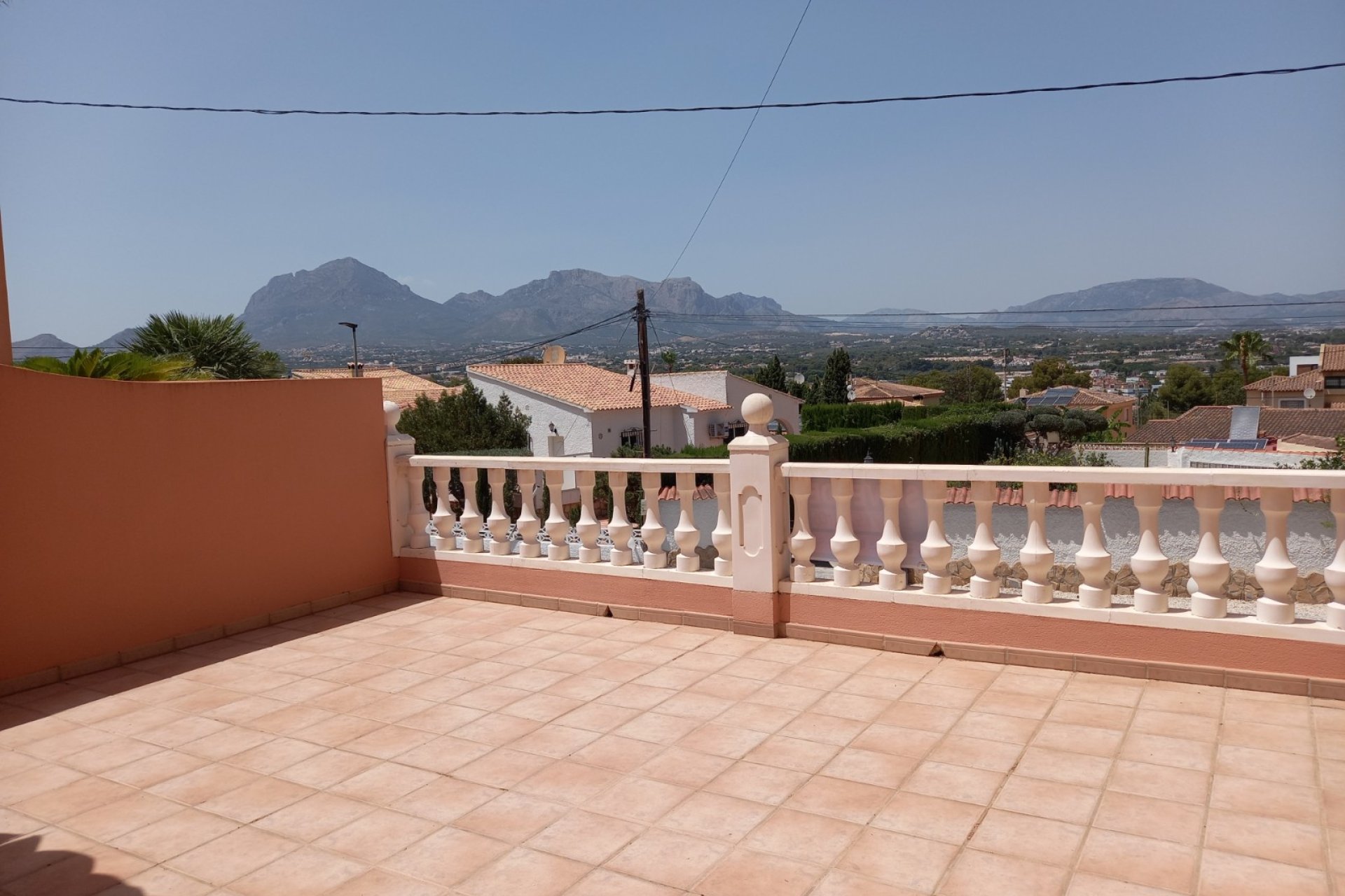 Revente - Chalet -
Albir - centro