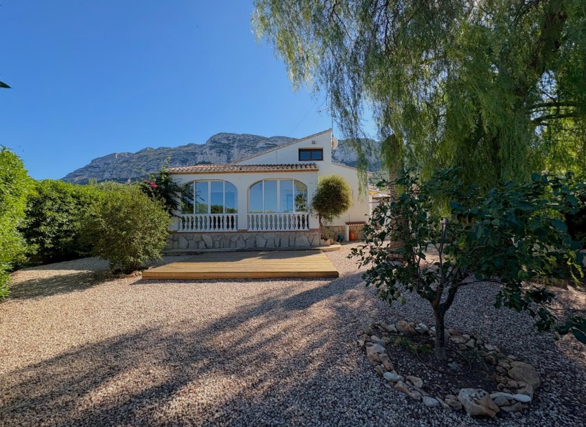 Revente - Chalet -
Denia - Montgó